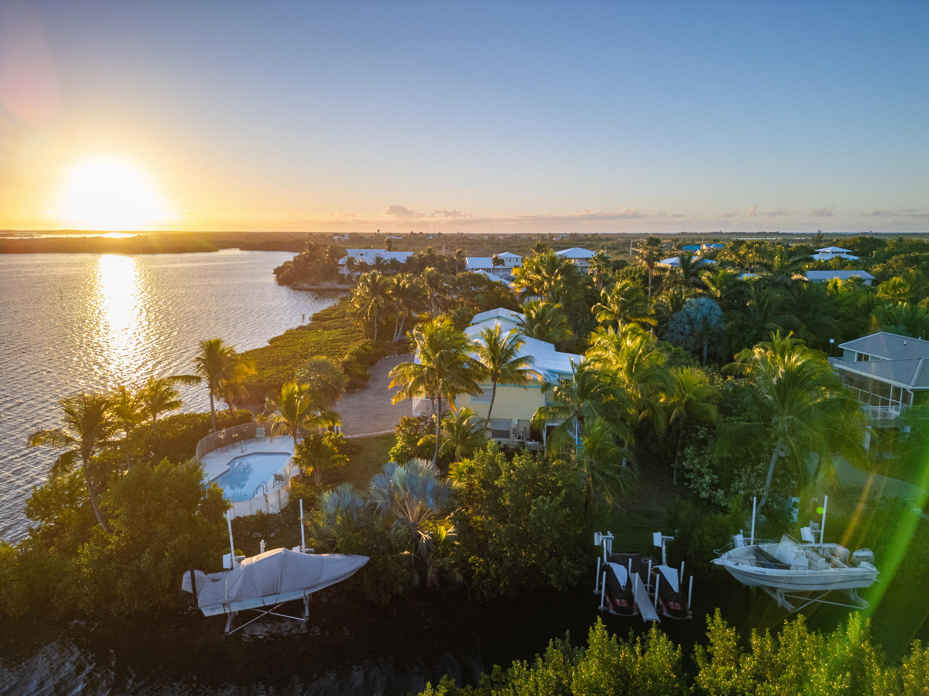 17385 Keystone Rd Sugarloaf Key, FL 33042