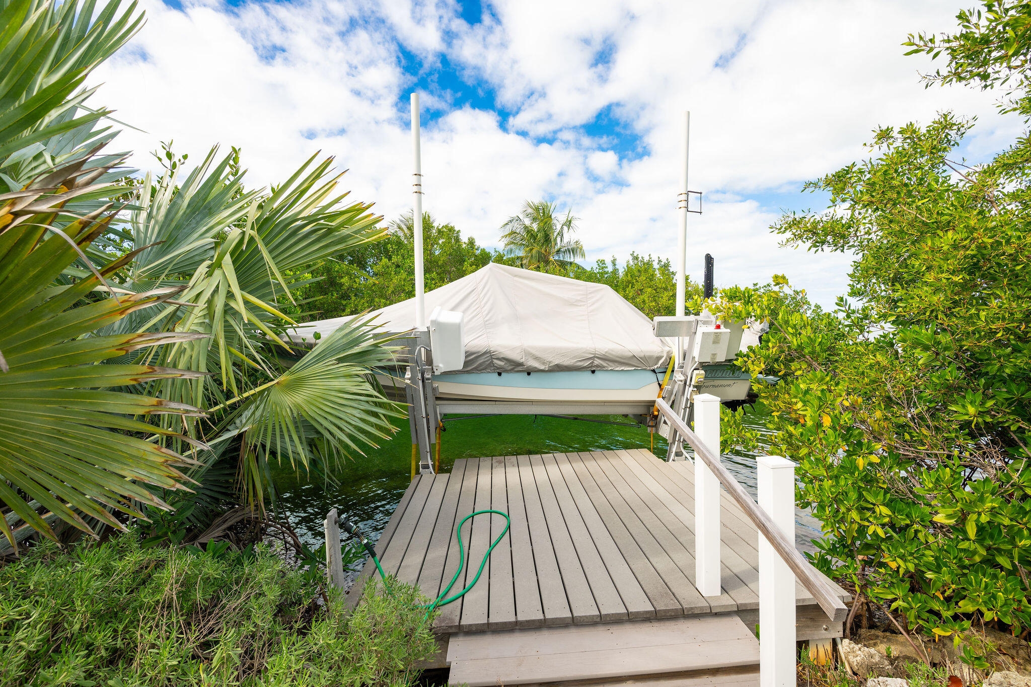 17385 Keystone Rd Sugarloaf Key, FL 33042