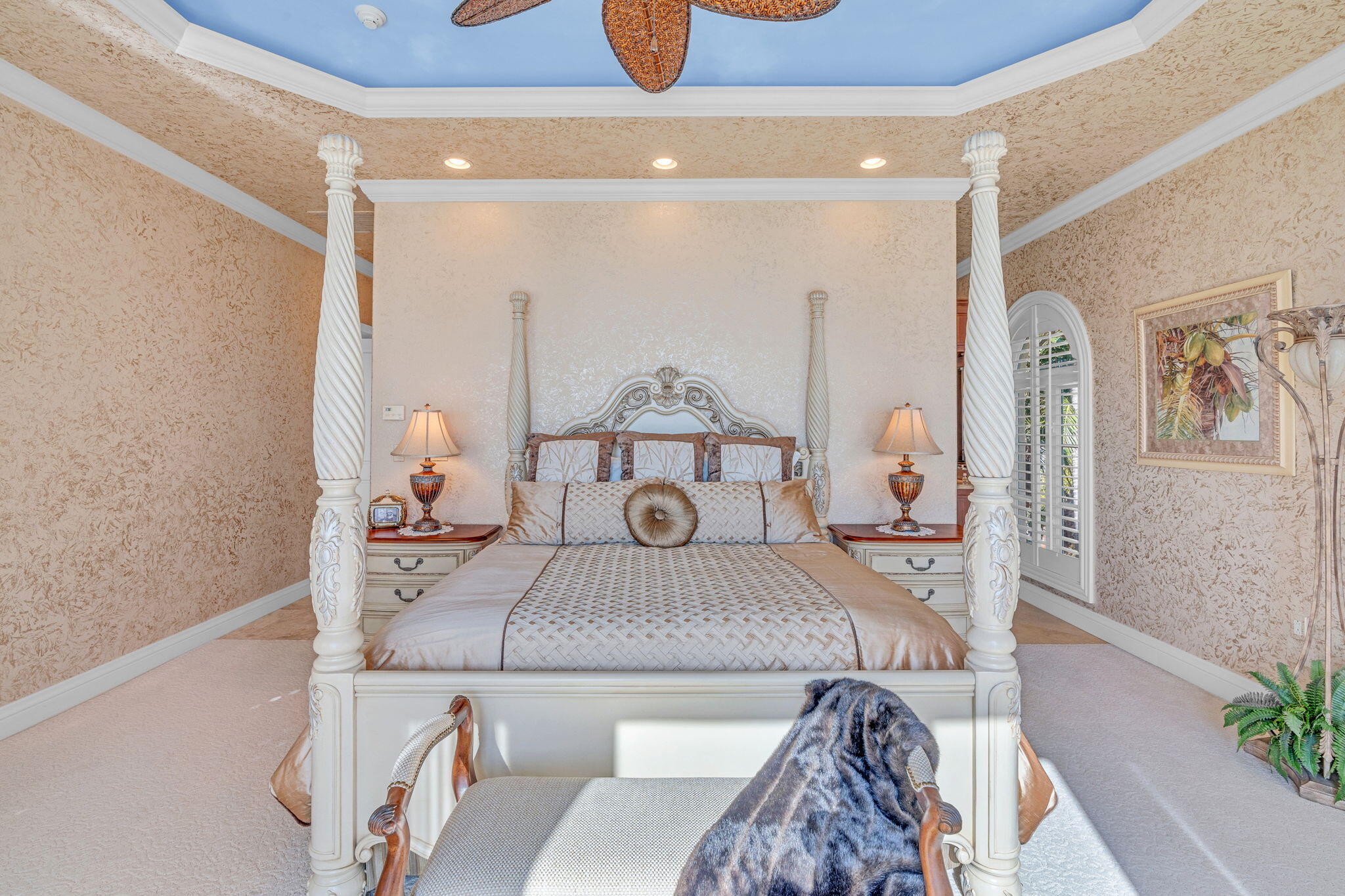 1355 Coury Dr Key Colony, FL 33051