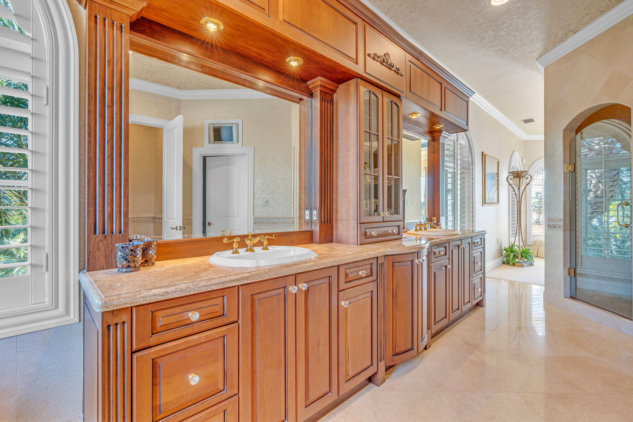 1355 Coury Dr Key Colony, FL 33051