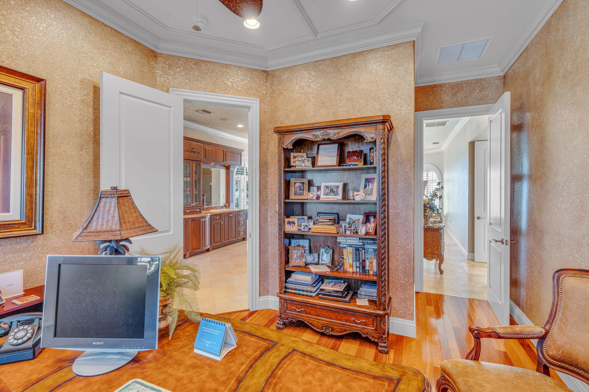 1355 Coury Dr Key Colony, FL 33051