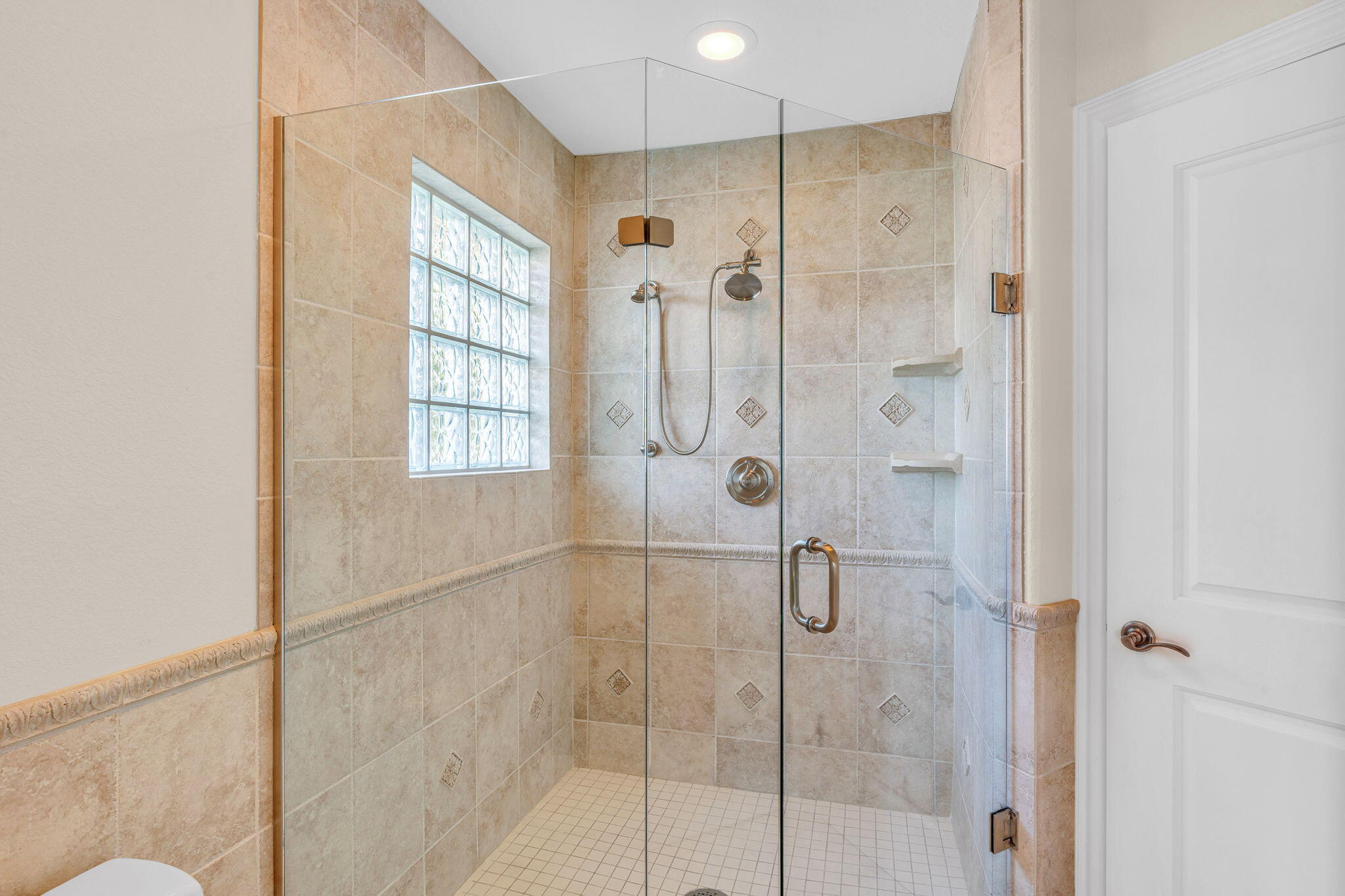 1355 Coury Dr Key Colony, FL 33051