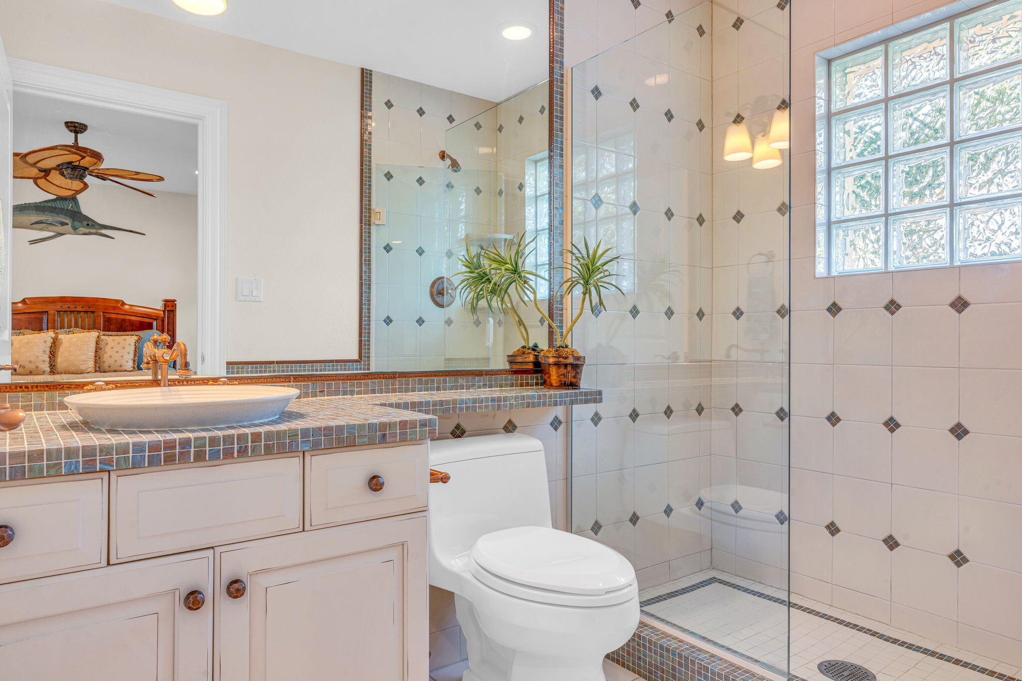 1355 Coury Dr Key Colony, FL 33051