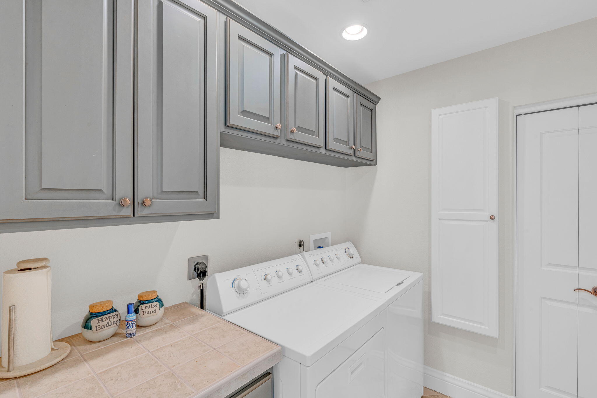 1355 Coury Dr Key Colony, FL 33051