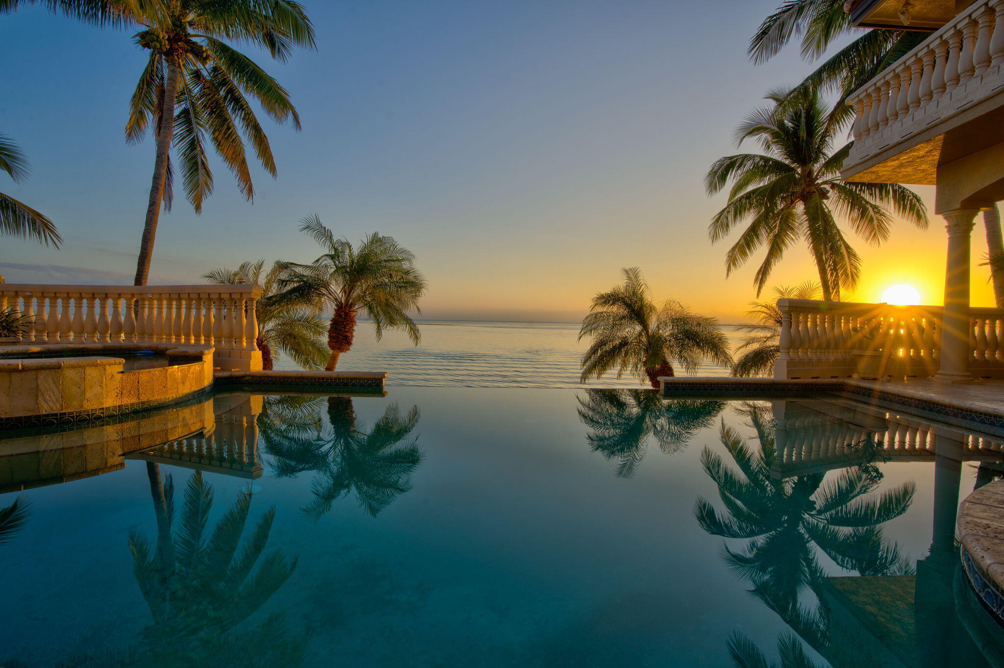 1355-1350 Coury Dr Key Colony, FL 33051