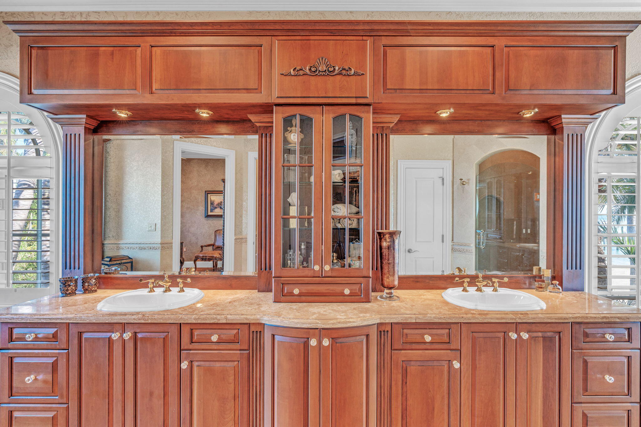 1355-1350 Coury Dr Key Colony, FL 33051