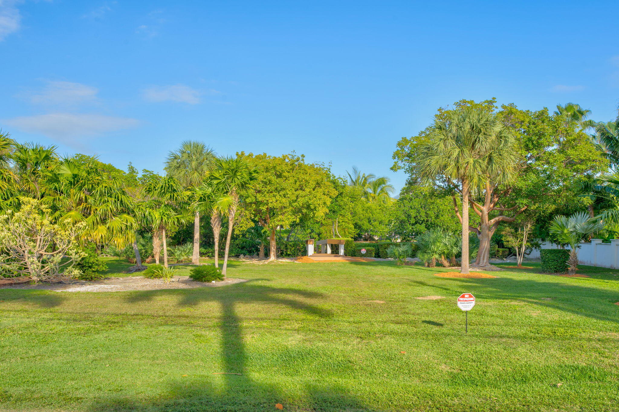 1355-1350 Coury Dr Key Colony, FL 33051