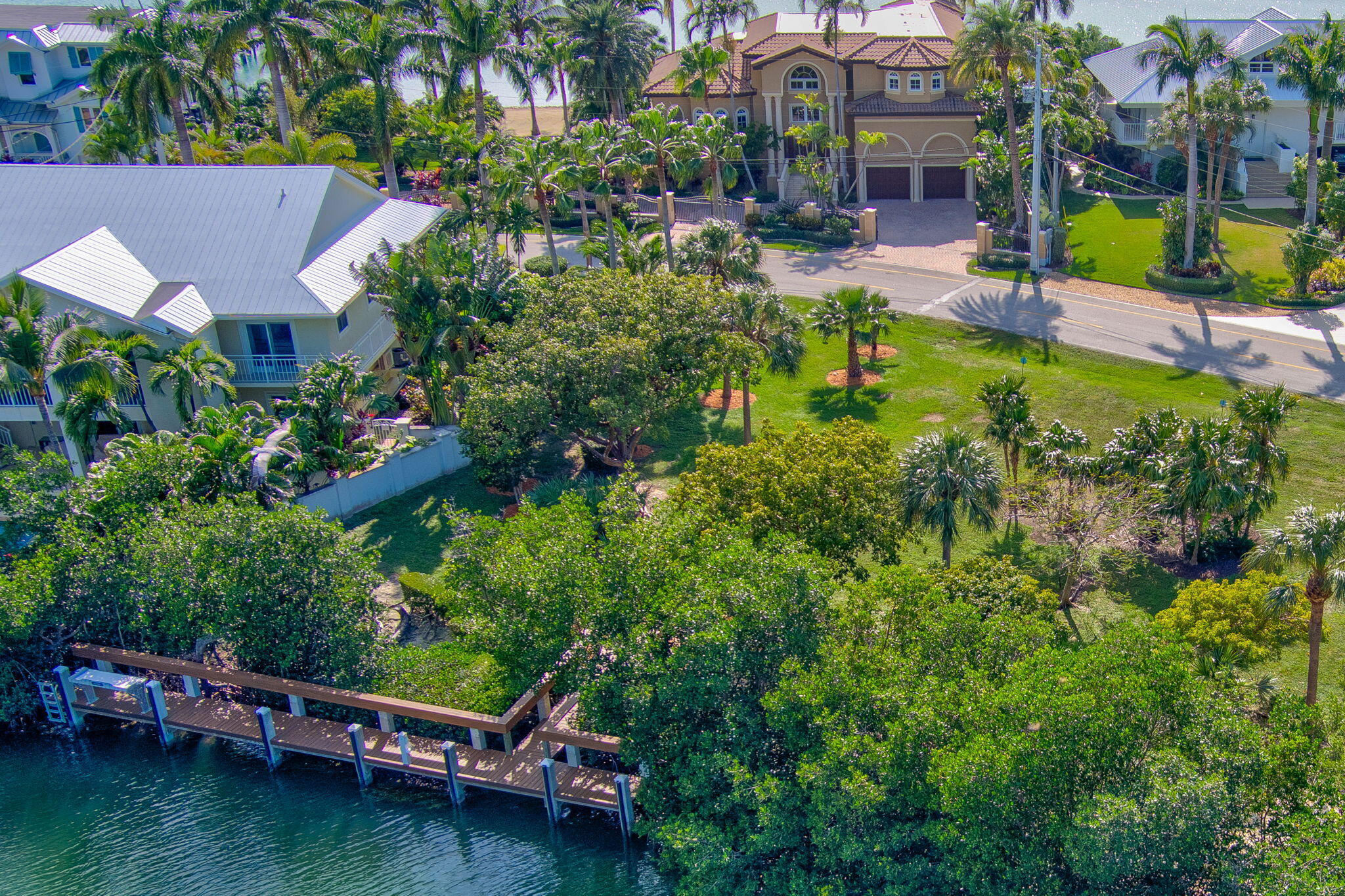 1355-1350 Coury Dr Key Colony, FL 33051