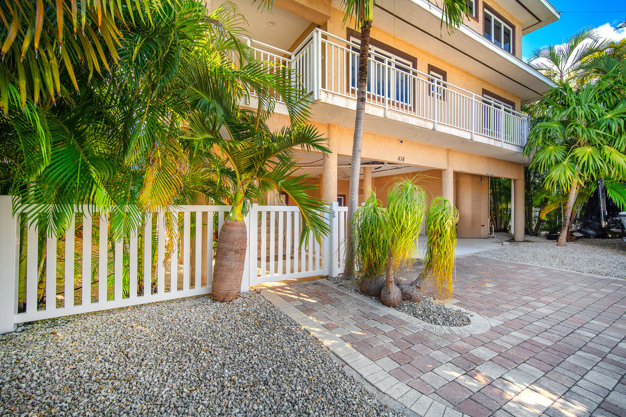 414E Caribbean Dr Summerland Key, FL 33042