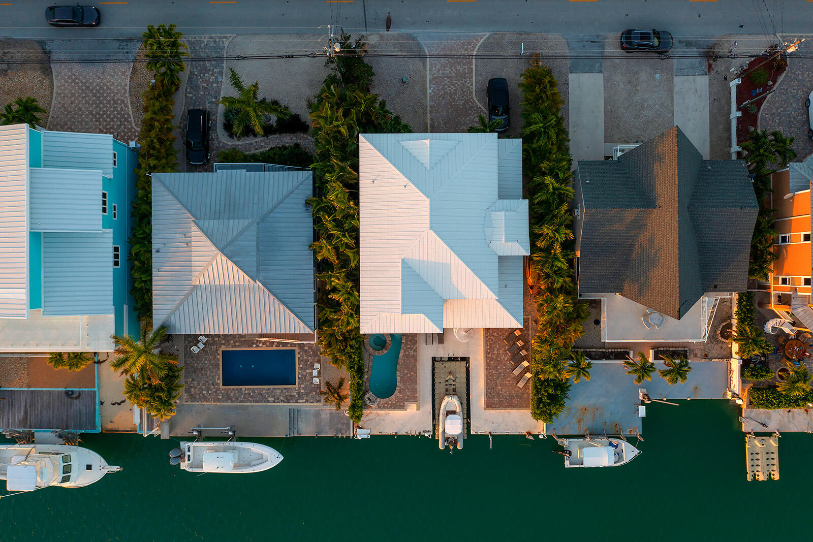 414E Caribbean Dr Summerland Key, FL 33042