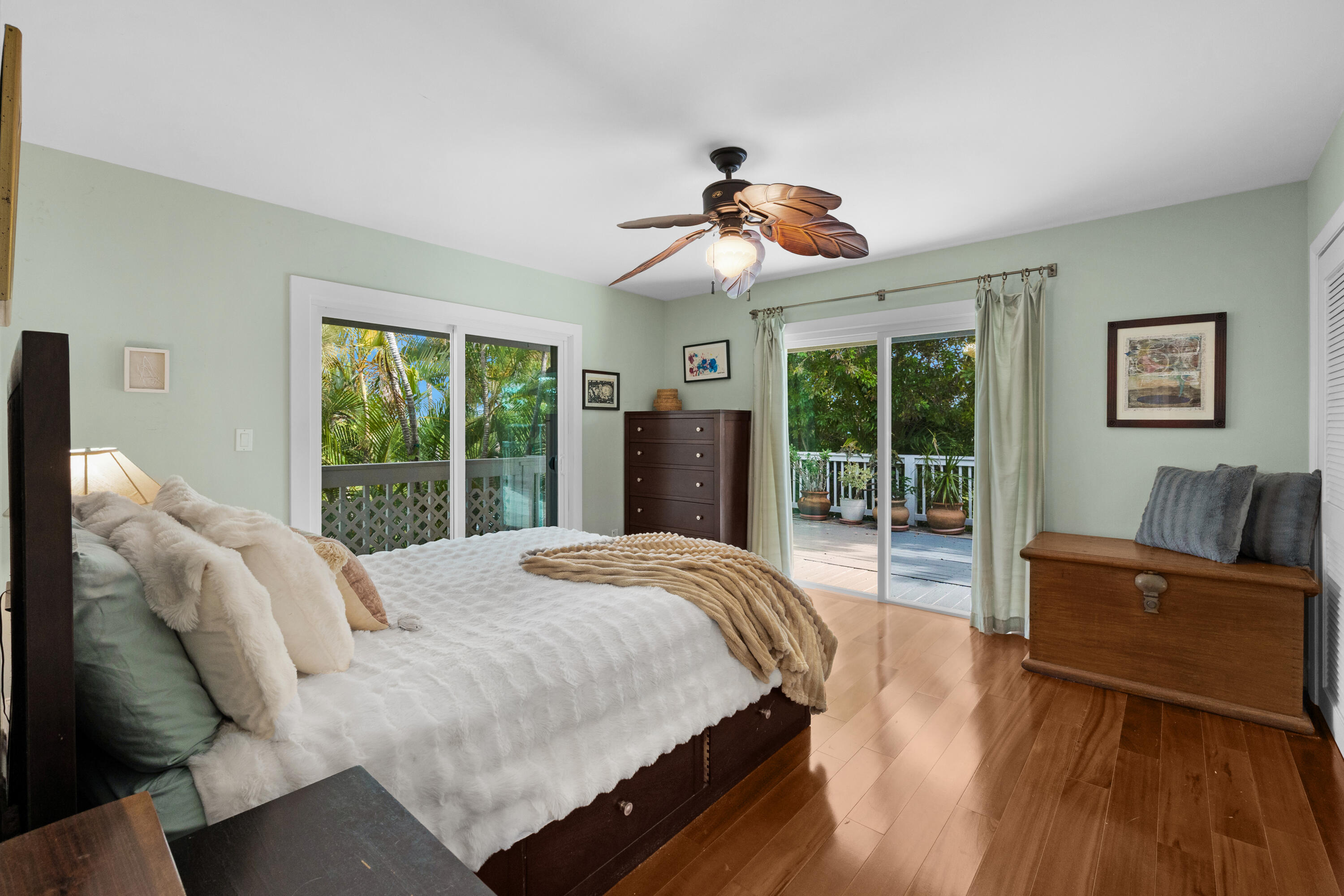 19881 Date Palm Dr Sugarloaf Key, FL 33042