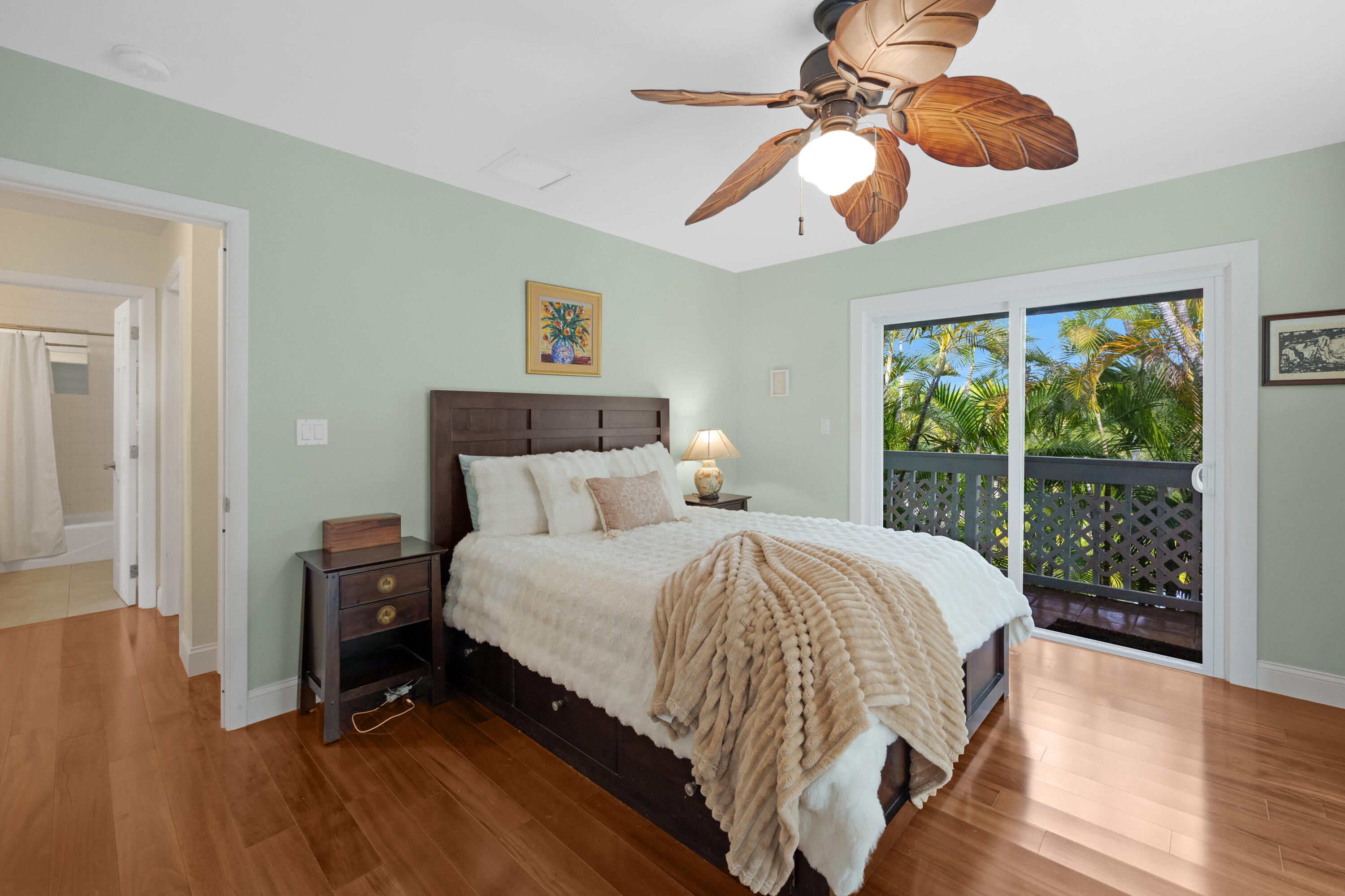 19881 Date Palm Dr Sugarloaf Key, FL 33042