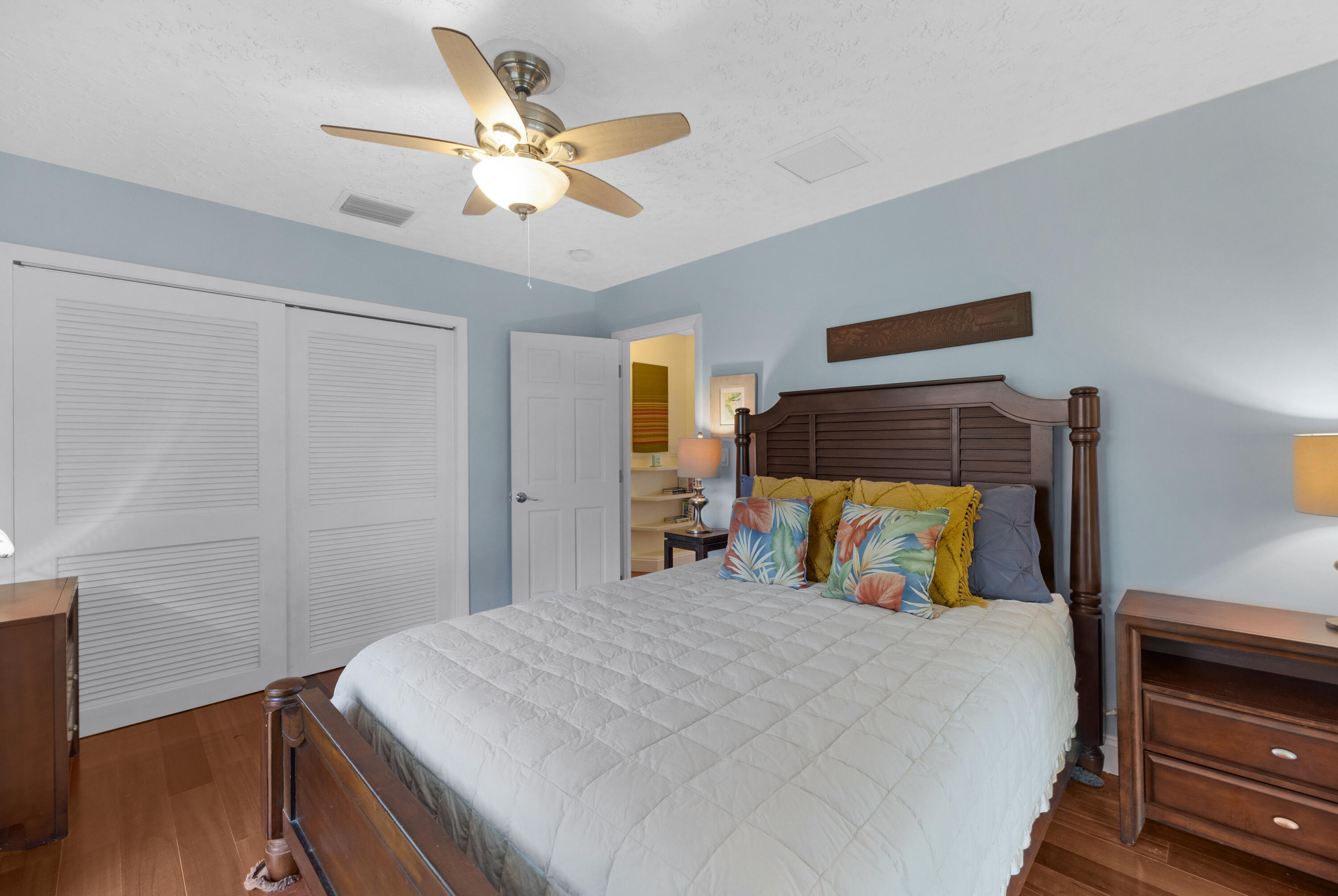 19881 Date Palm Dr Sugarloaf Key, FL 33042