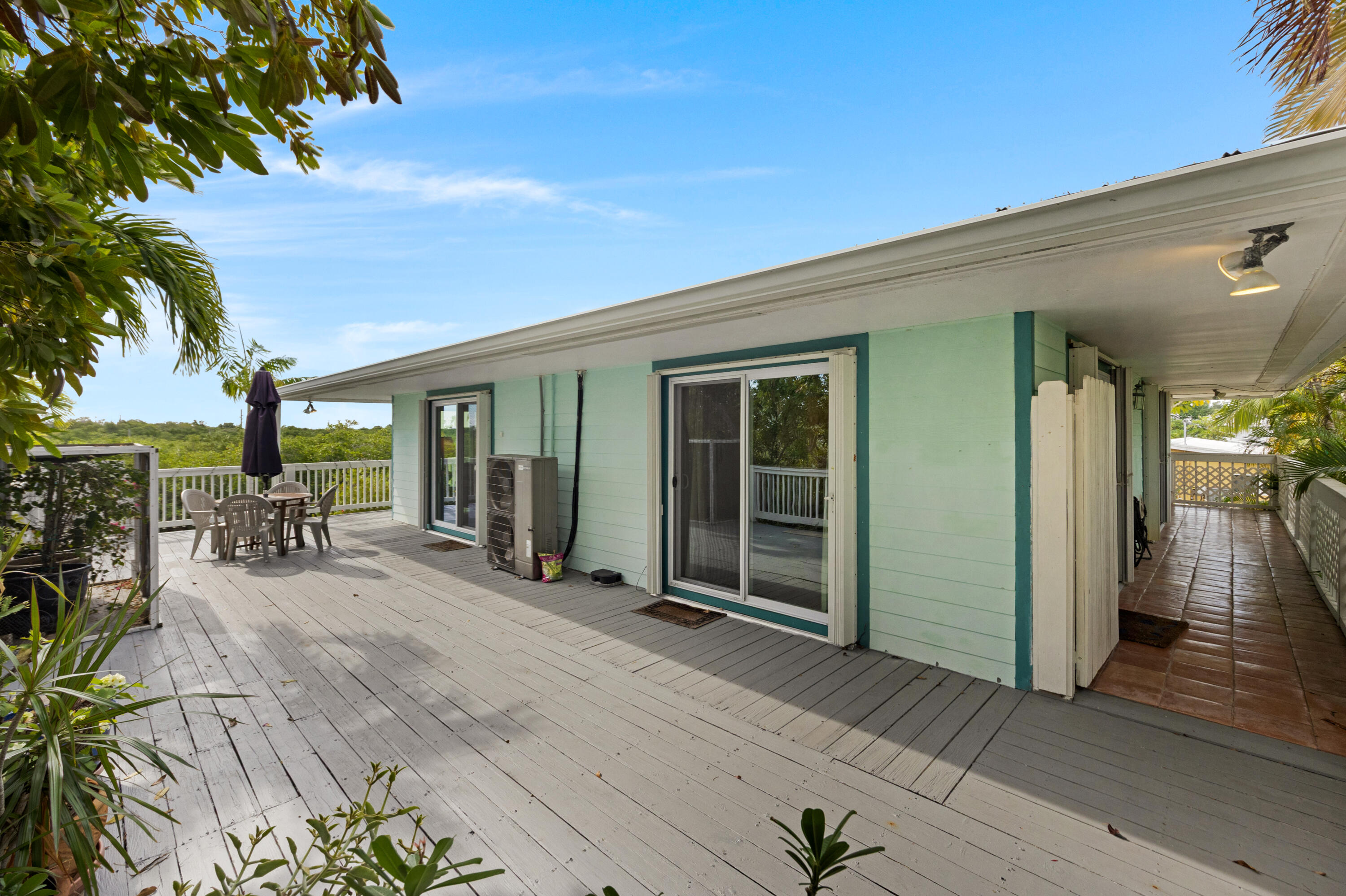 19881 Date Palm Dr Sugarloaf Key, FL 33042