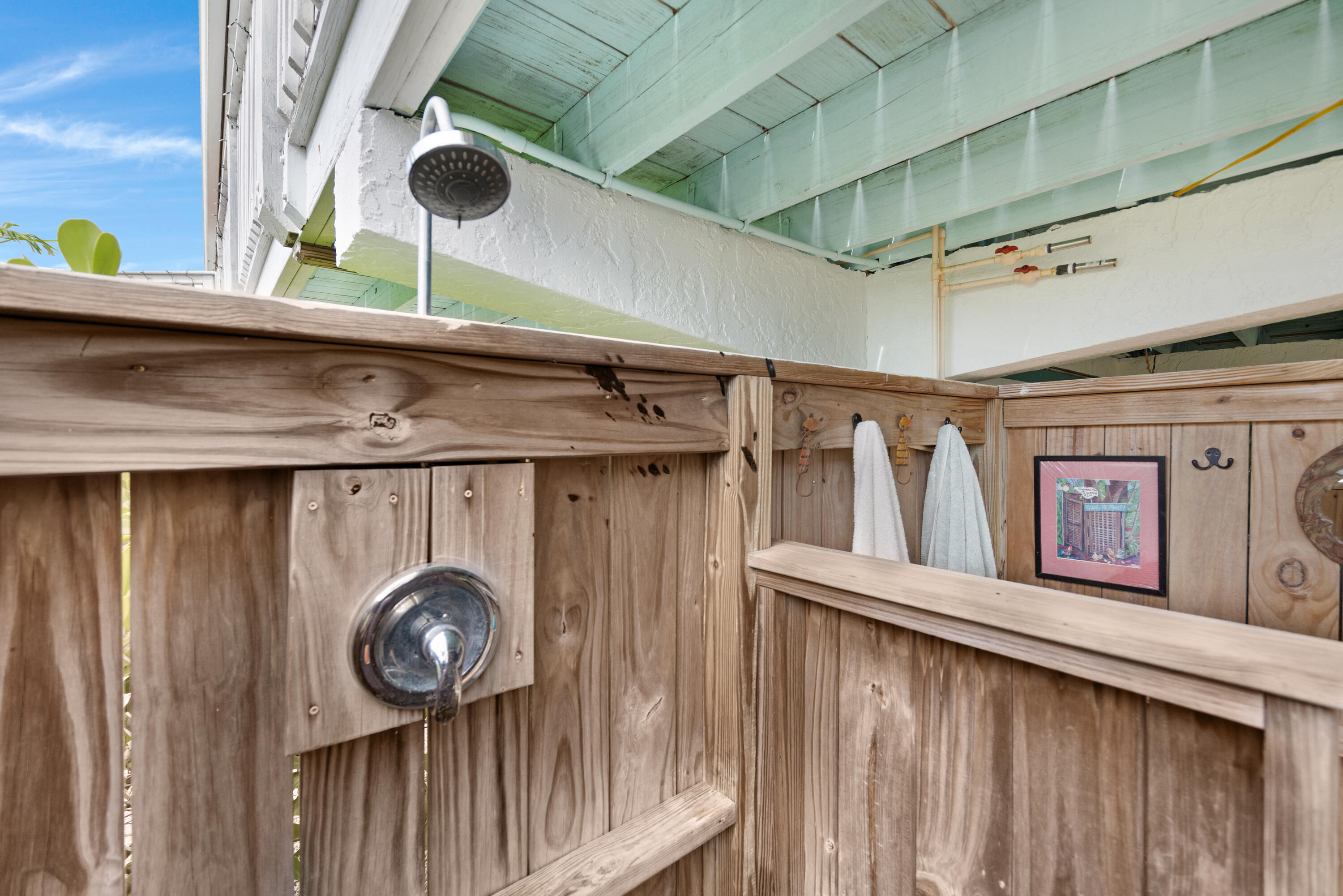 19881 Date Palm Dr Sugarloaf Key, FL 33042