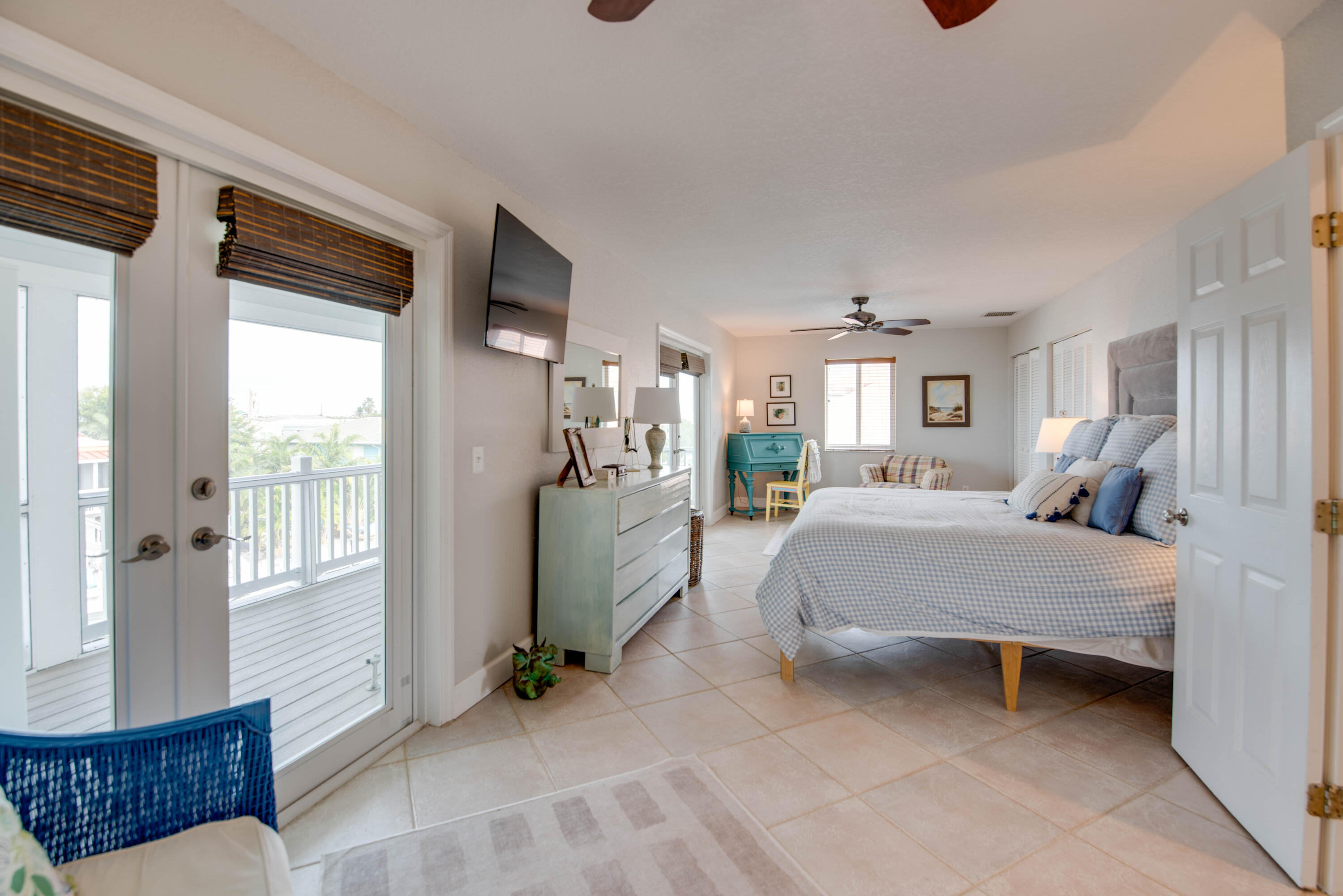 27365 Barbuda Ln Ramrod Key, FL 33042