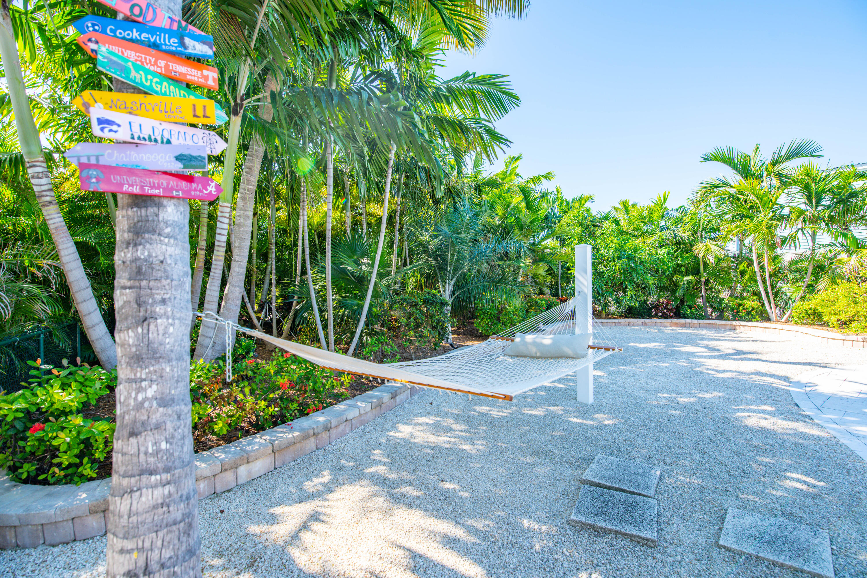 27365 Barbuda Ln Ramrod Key, FL 33042