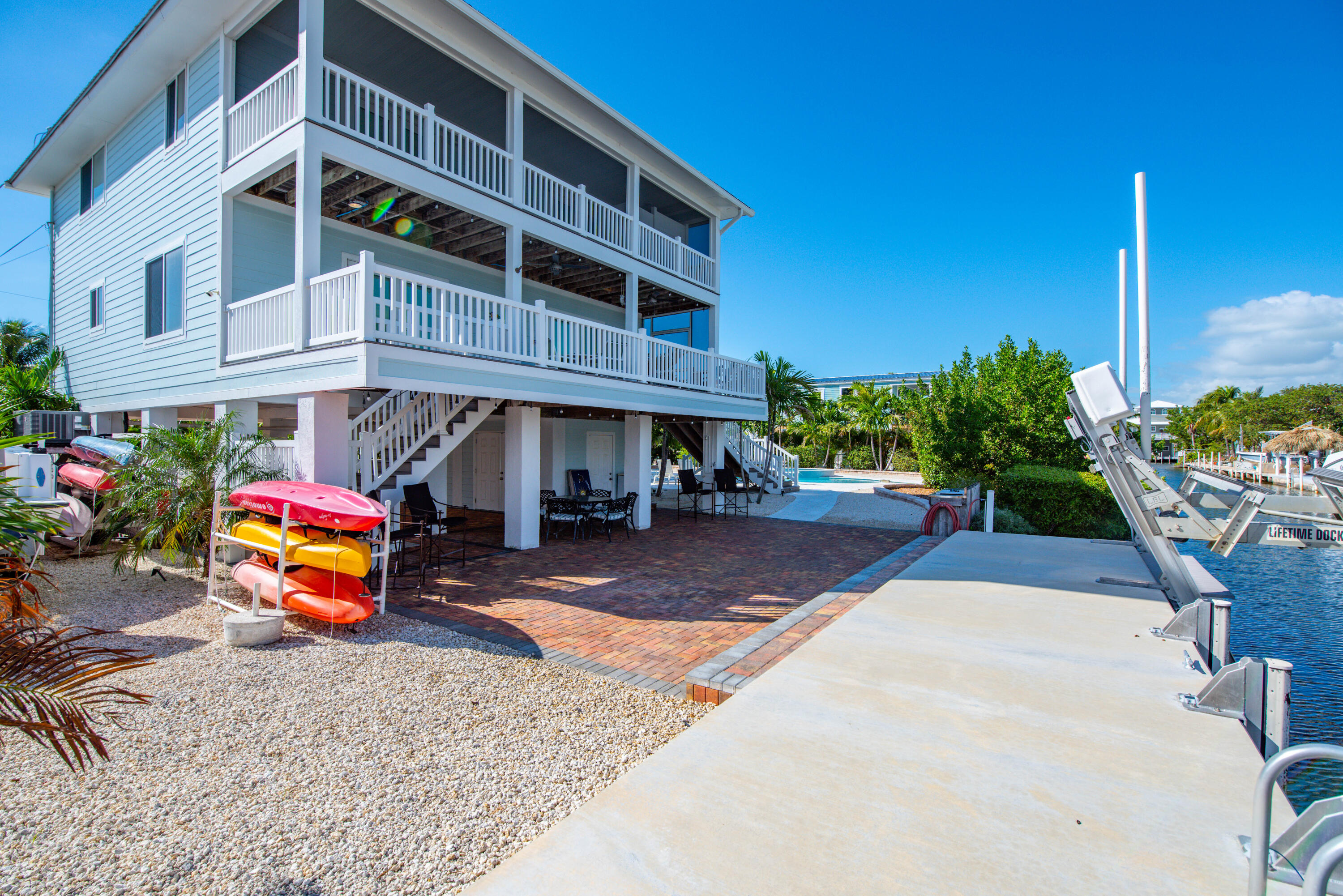 27365 Barbuda Ln Ramrod Key, FL 33042