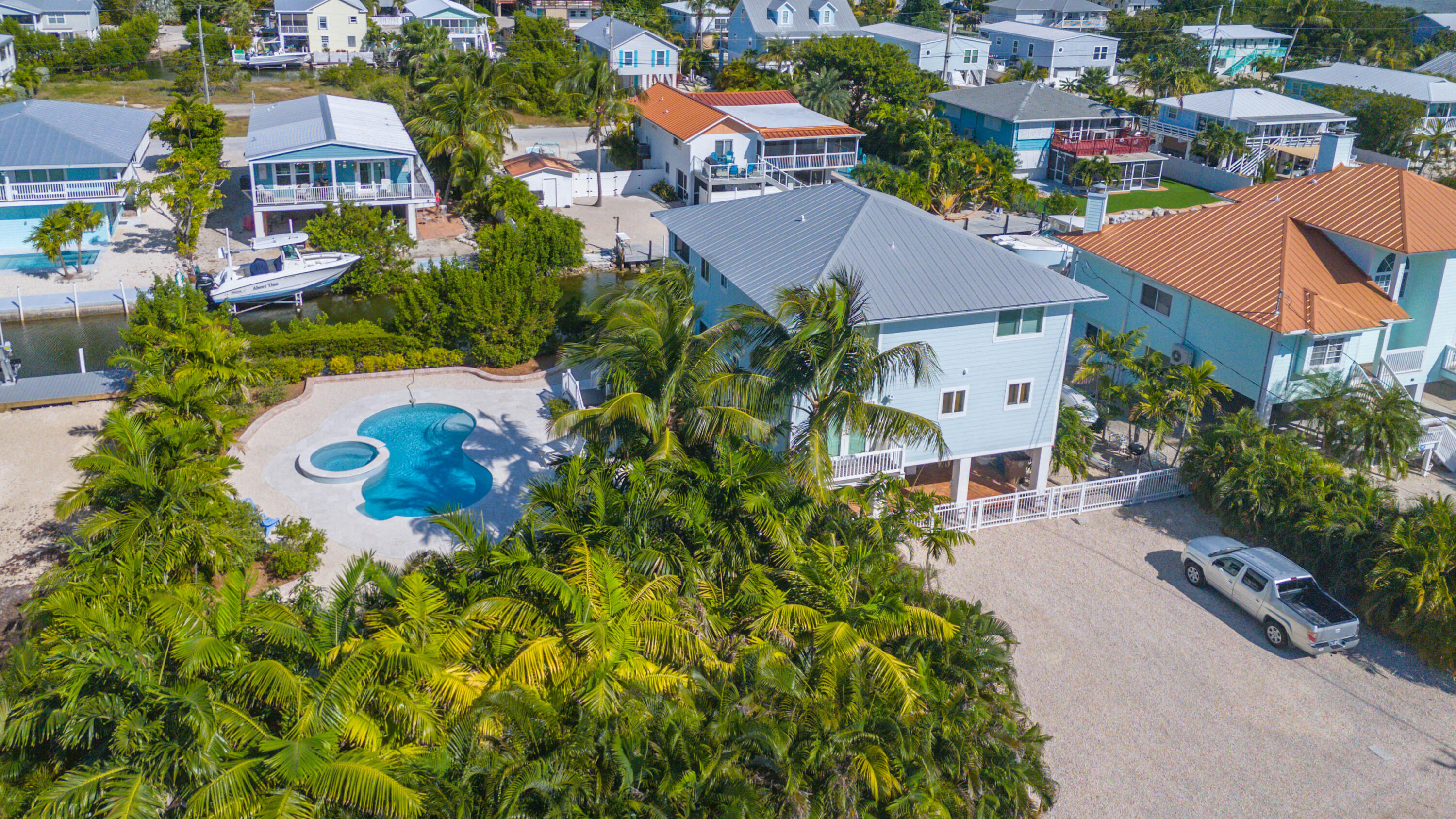 27365 Barbuda Ln Ramrod Key, FL 33042