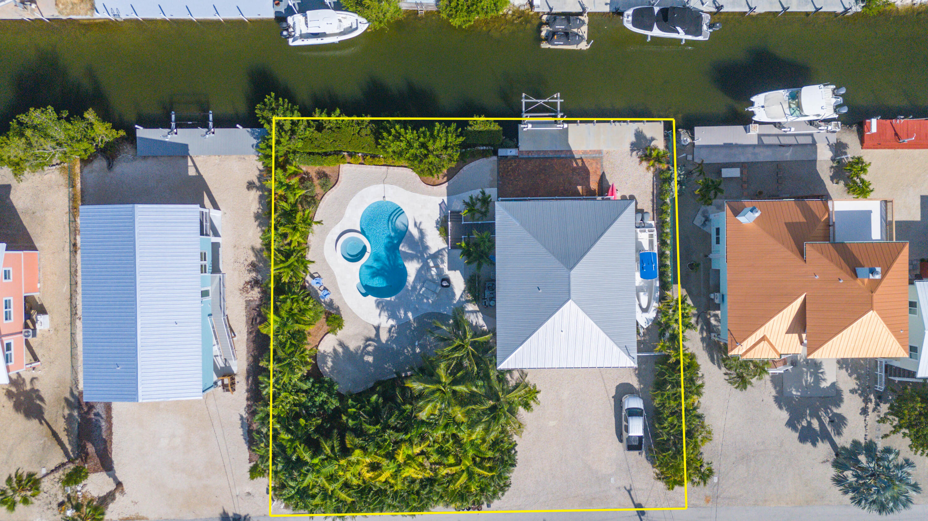 27365 Barbuda Ln Ramrod Key, FL 33042