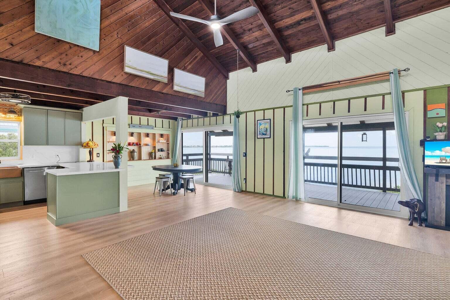 22542 Jolly Roger Dr Cudjoe Key, FL 33042