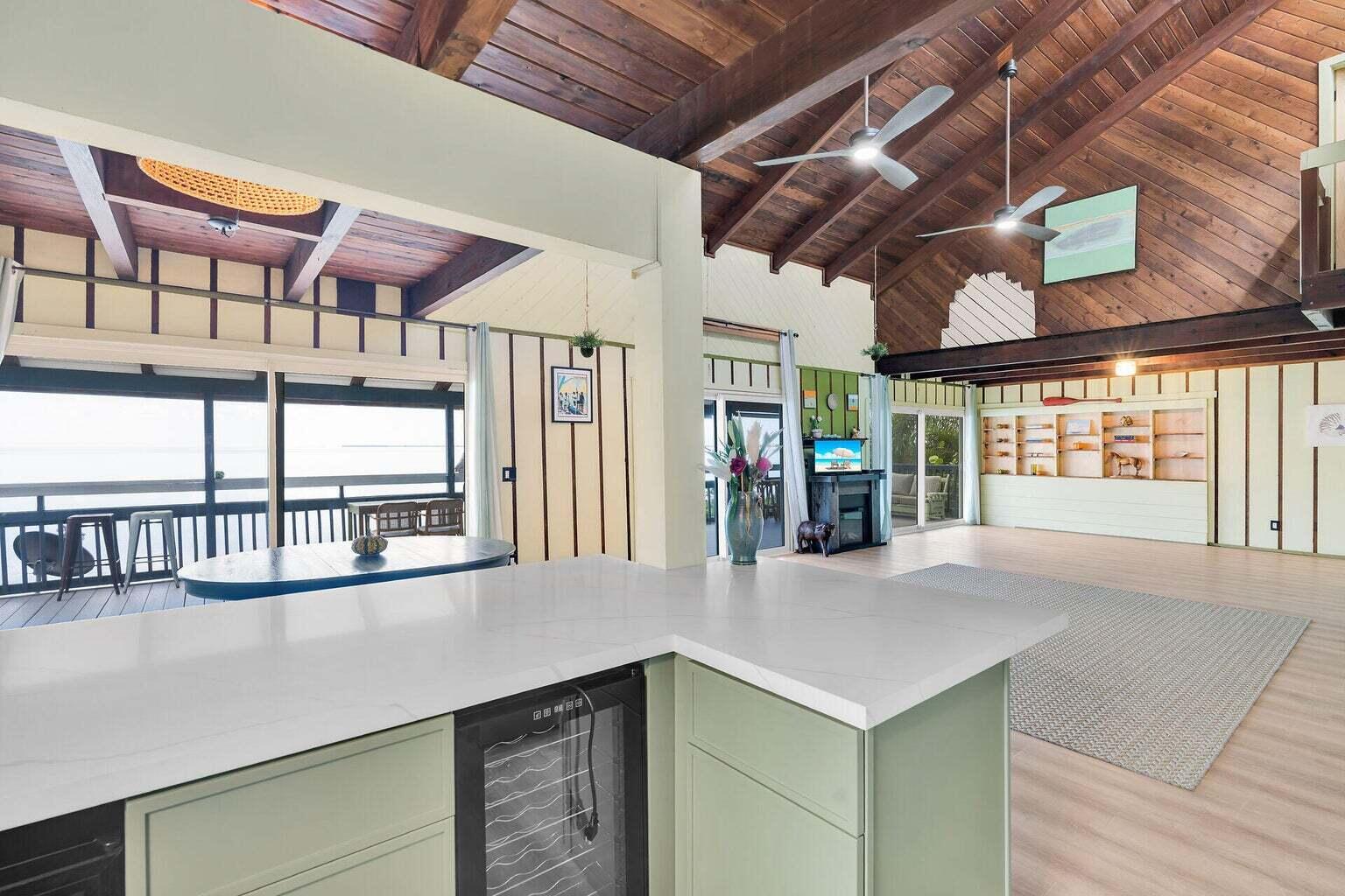 22542 Jolly Roger Dr Cudjoe Key, FL 33042