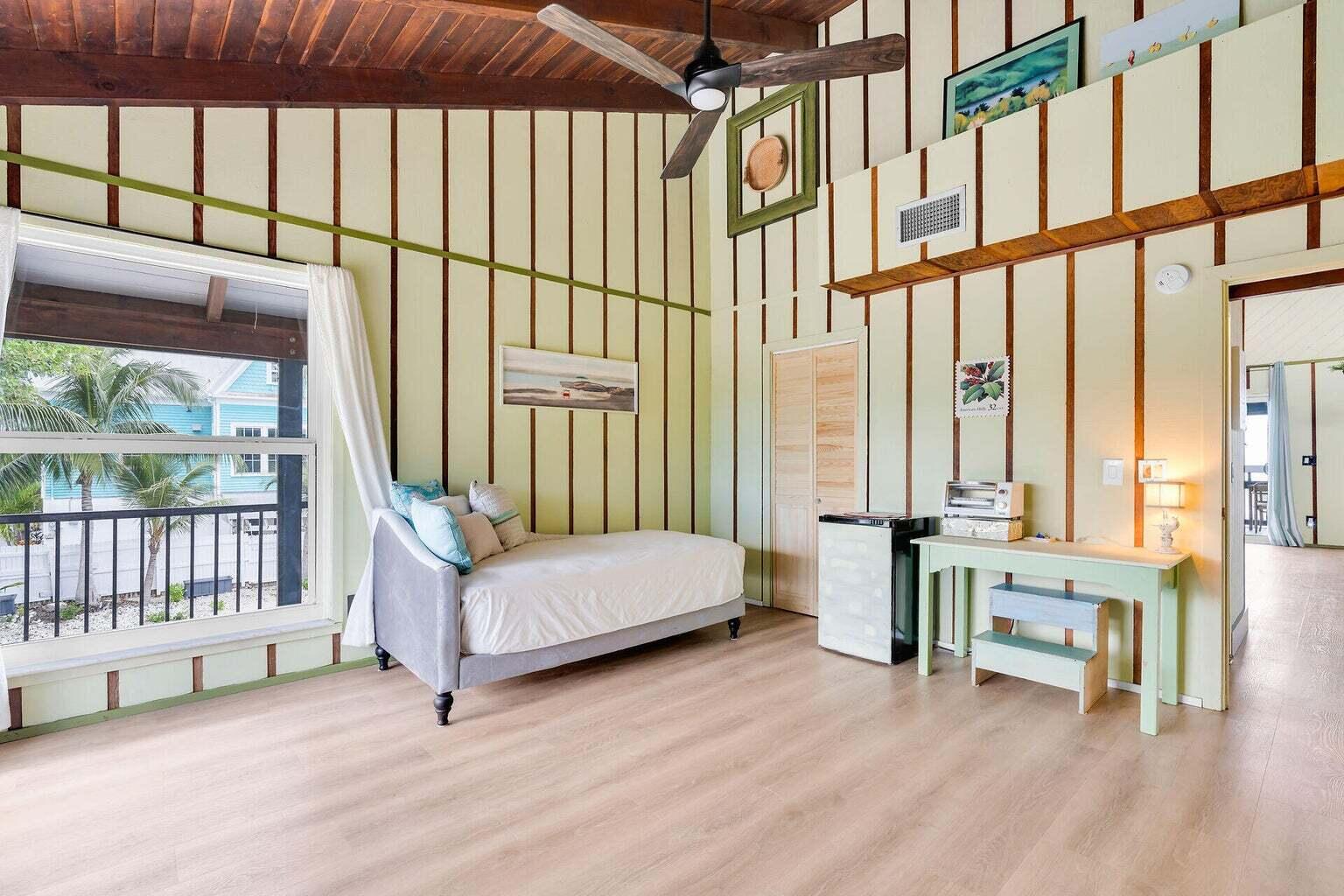 22542 Jolly Roger Dr Cudjoe Key, FL 33042