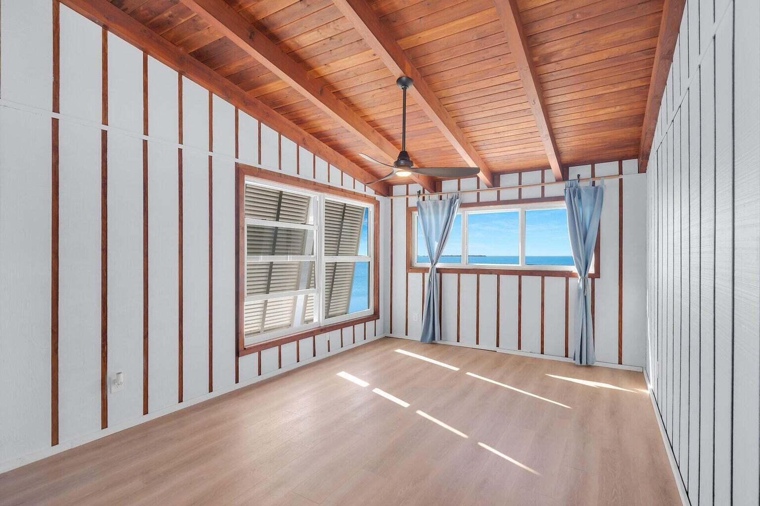 22542 Jolly Roger Dr Cudjoe Key, FL 33042