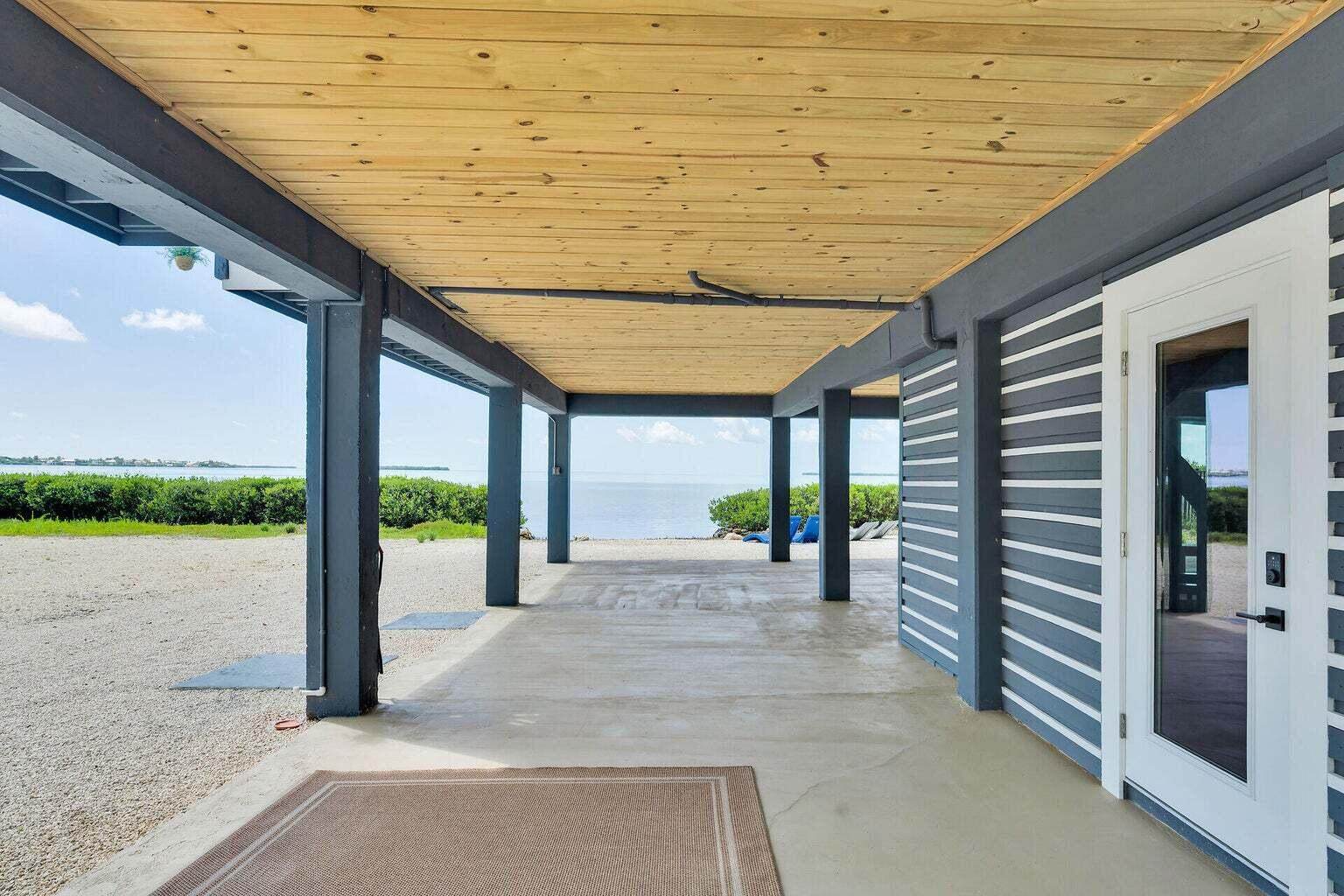 22542 Jolly Roger Dr Cudjoe Key, FL 33042