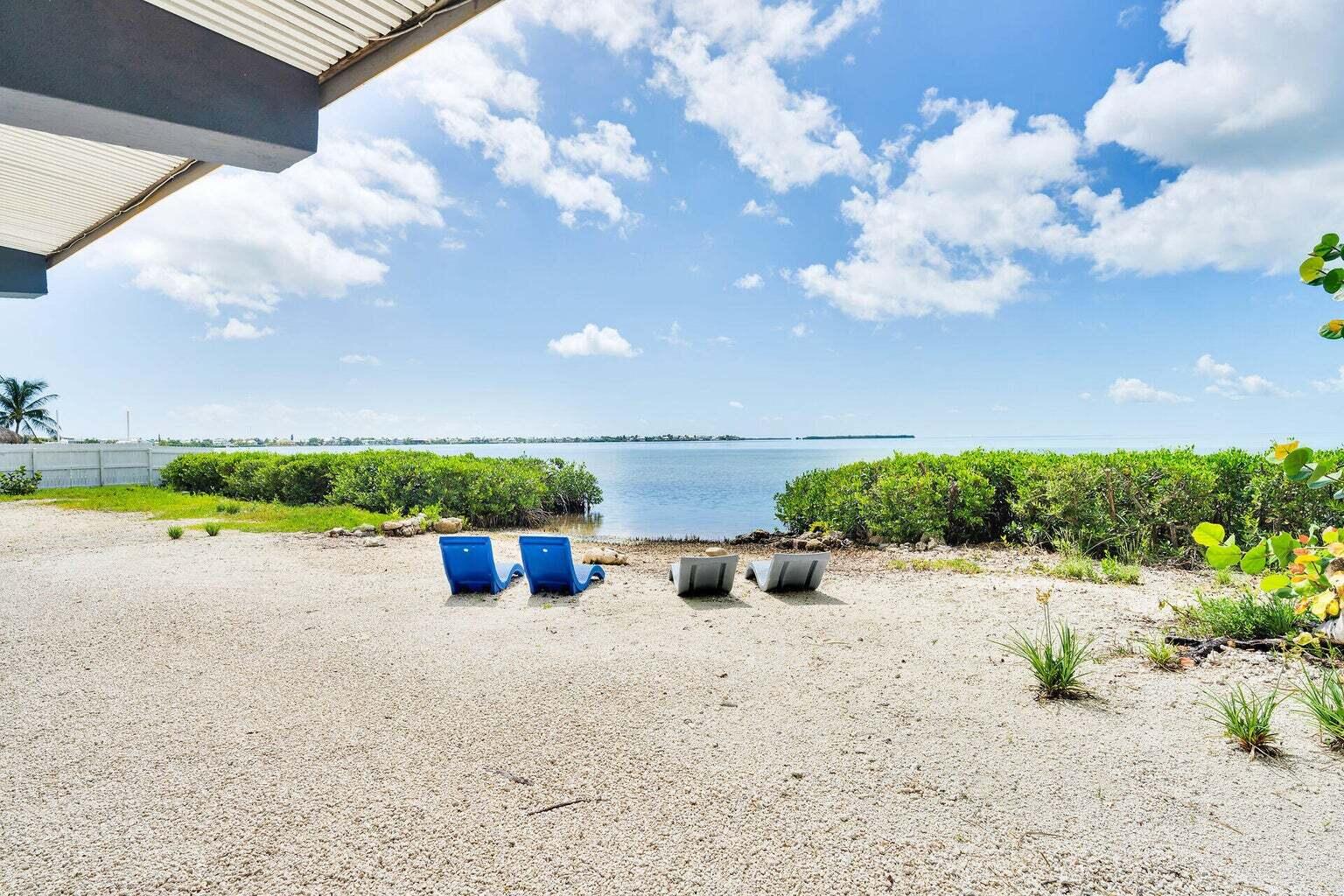 22542 Jolly Roger Dr Cudjoe Key, FL 33042