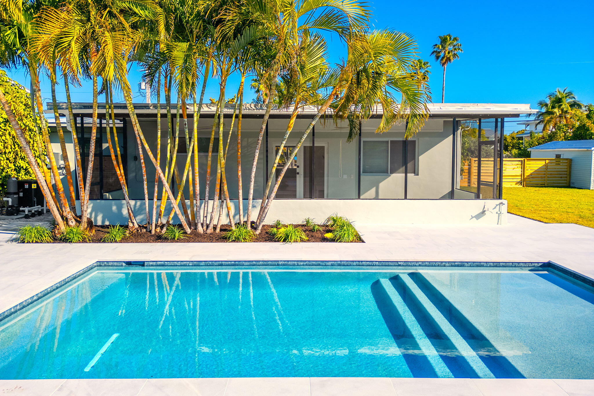 34 Bay Dr Saddlebunch, FL 33040