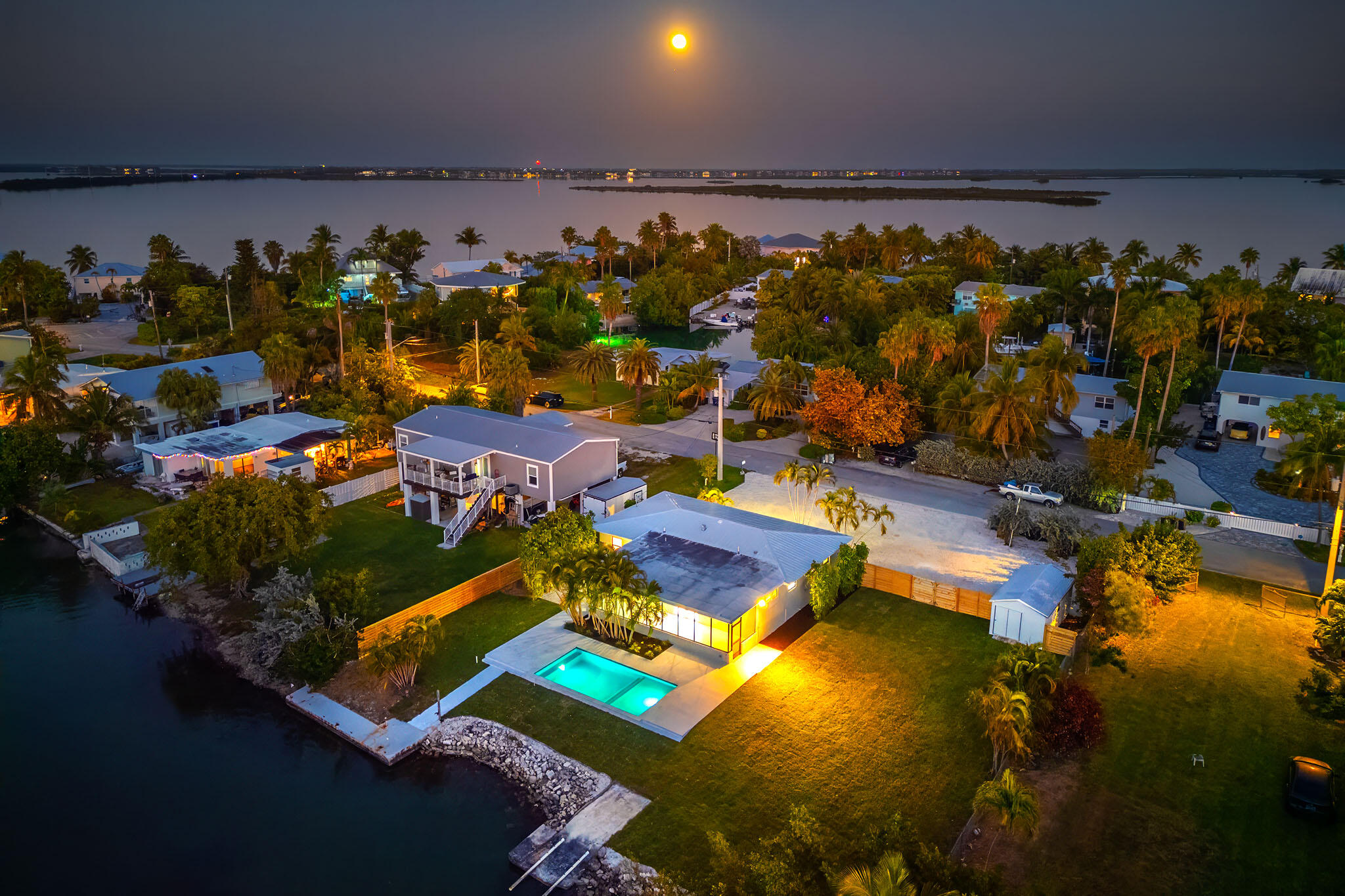 34 Bay Dr Saddlebunch, FL 33040