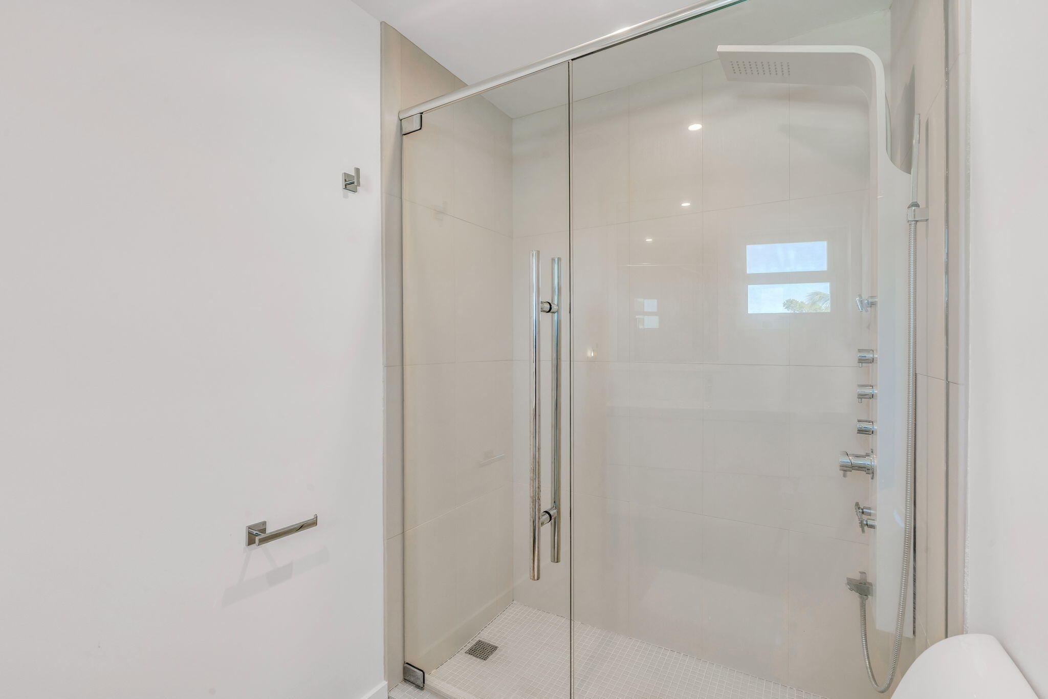 156 Sea Ln Geiger Key, FL 33040