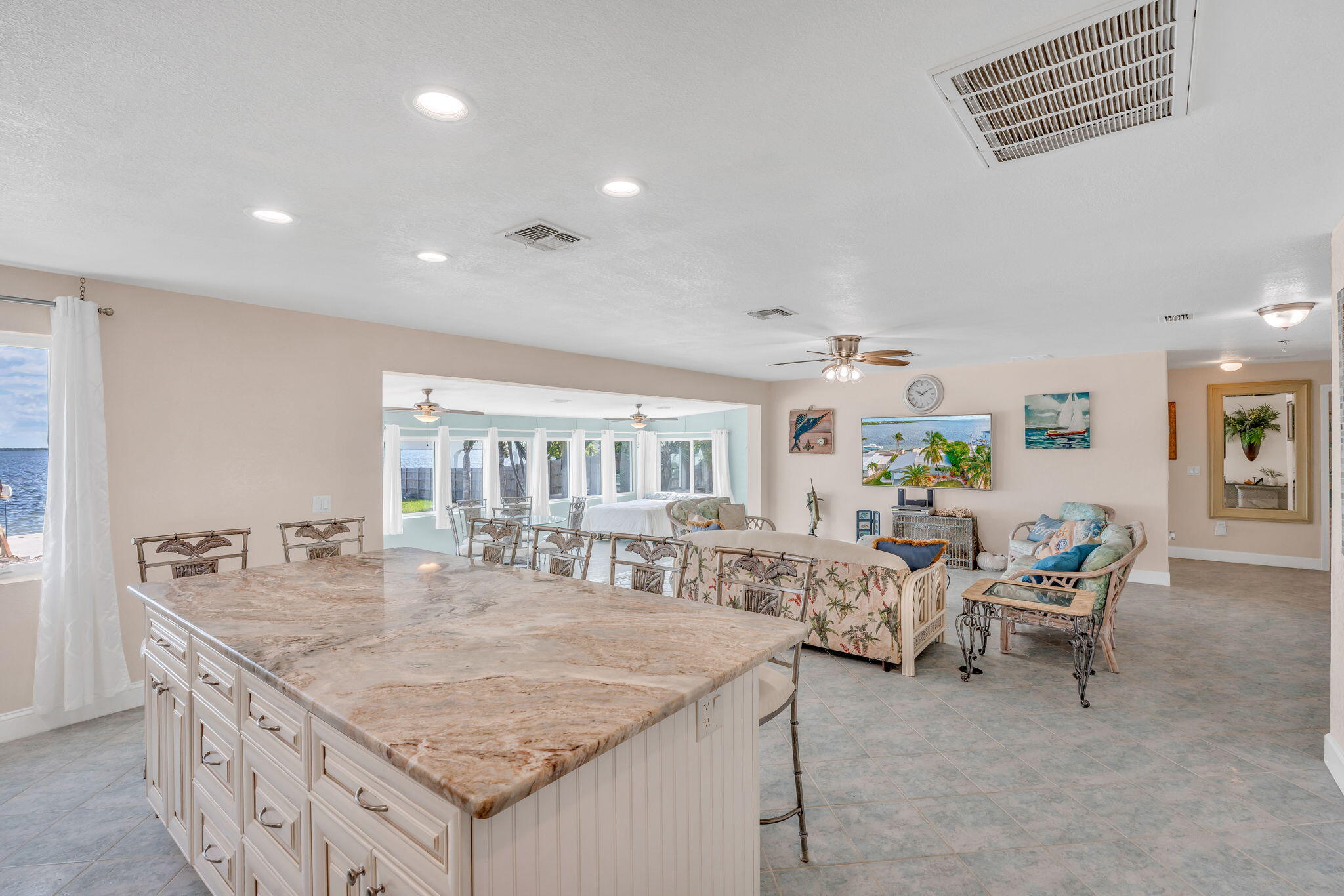 1607 Sunrise Dr Big Pine Key, FL 33043