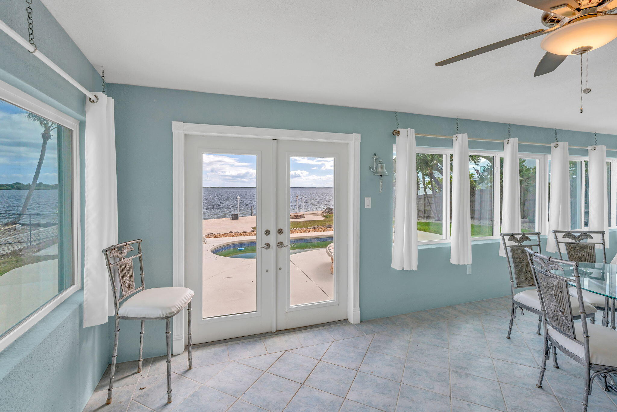 1607 Sunrise Dr Big Pine Key, FL 33043