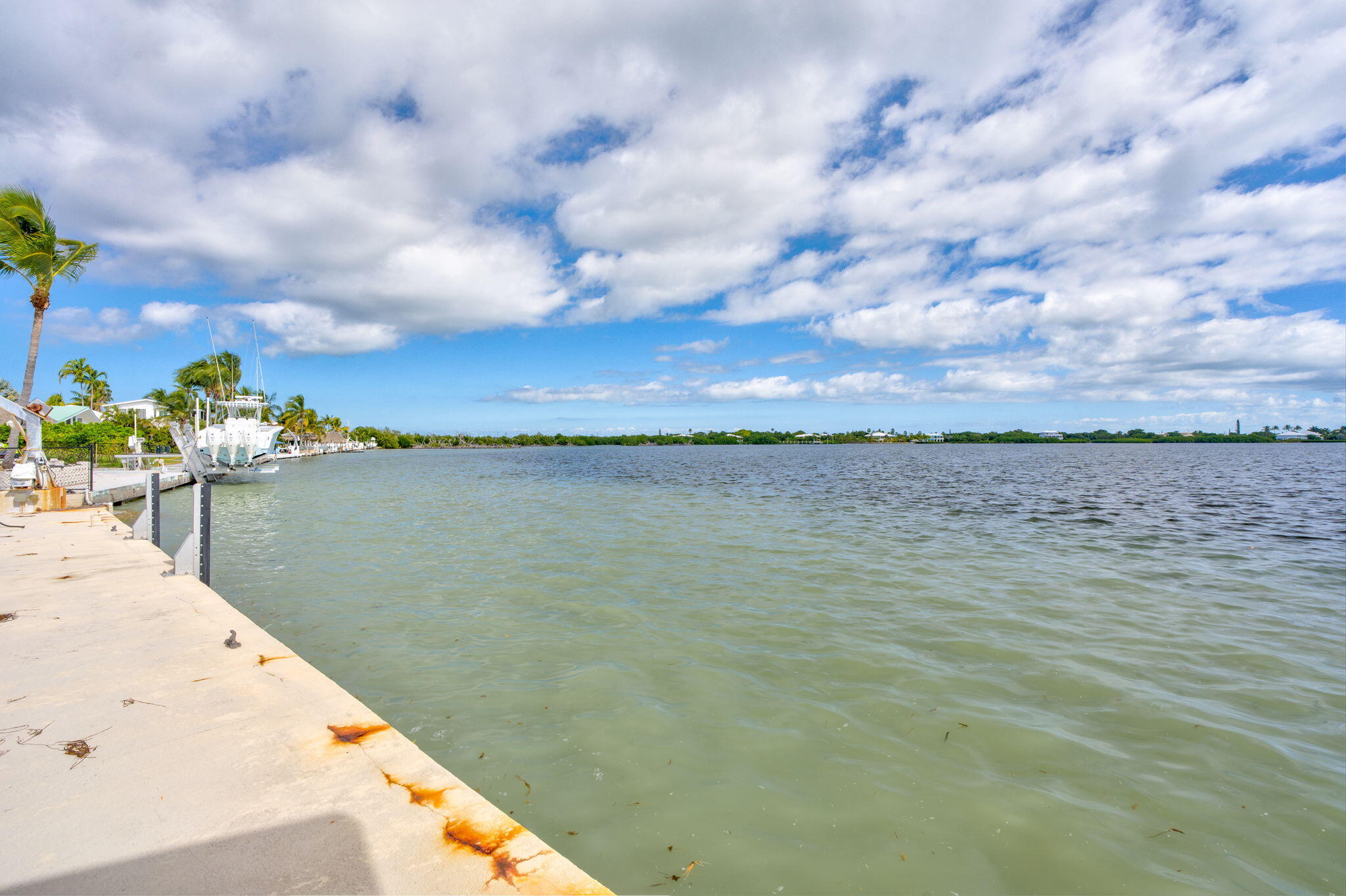 1607 Sunrise Dr Big Pine Key, FL 33043