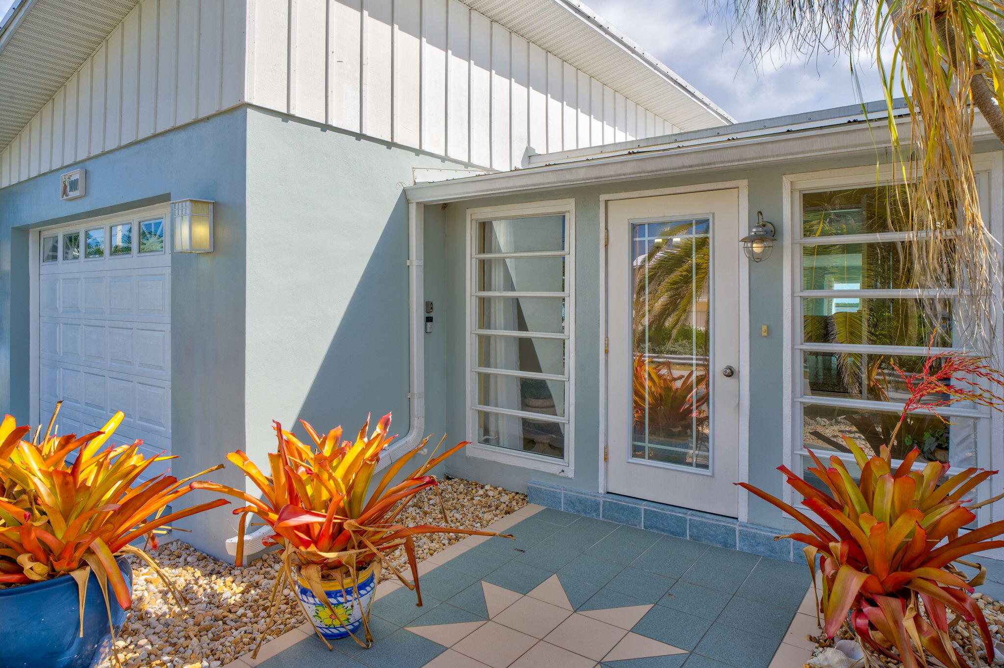 1607 Sunrise Dr Big Pine Key, FL 33043