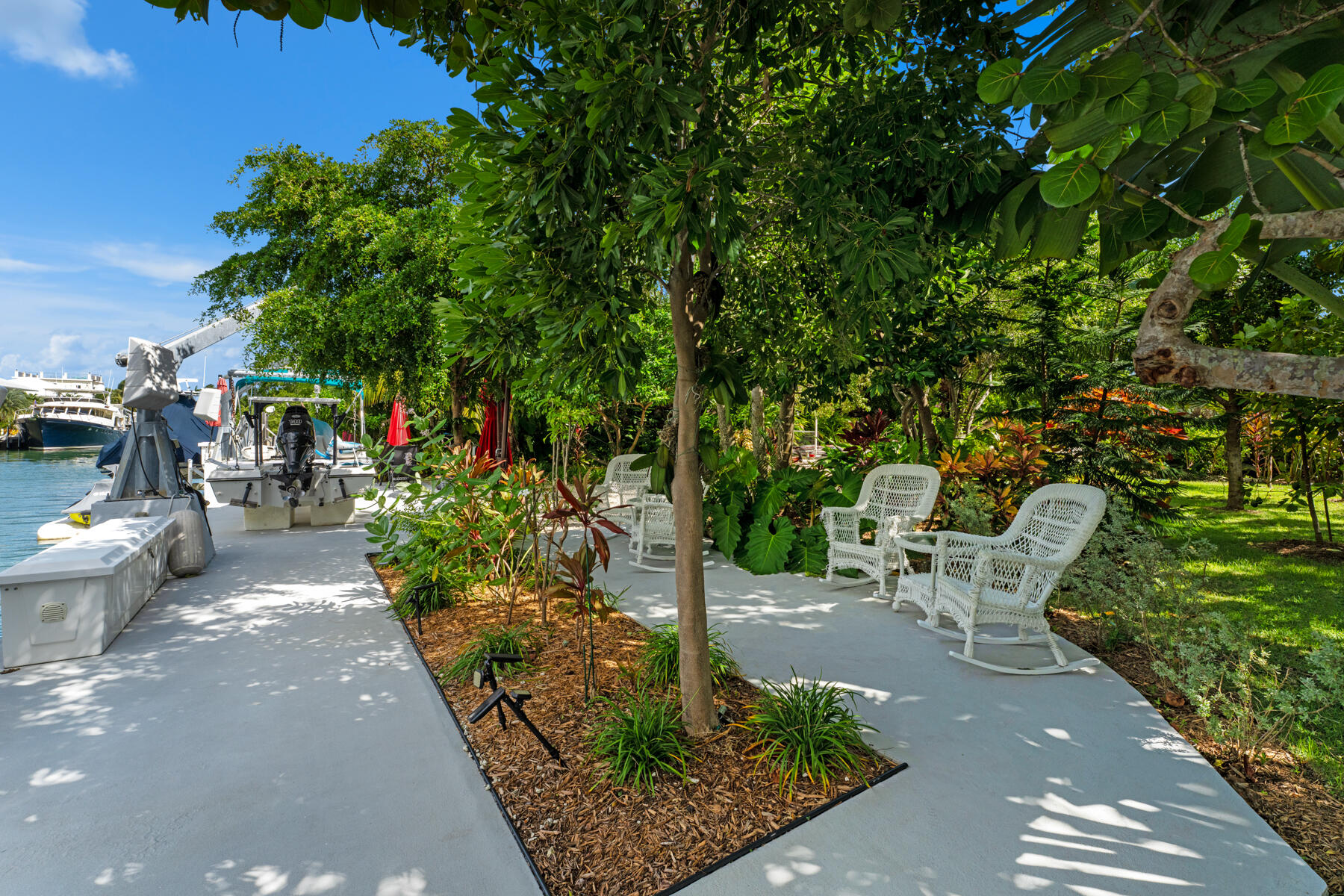 755 Sawyer Dr Cudjoe Key, FL 33042