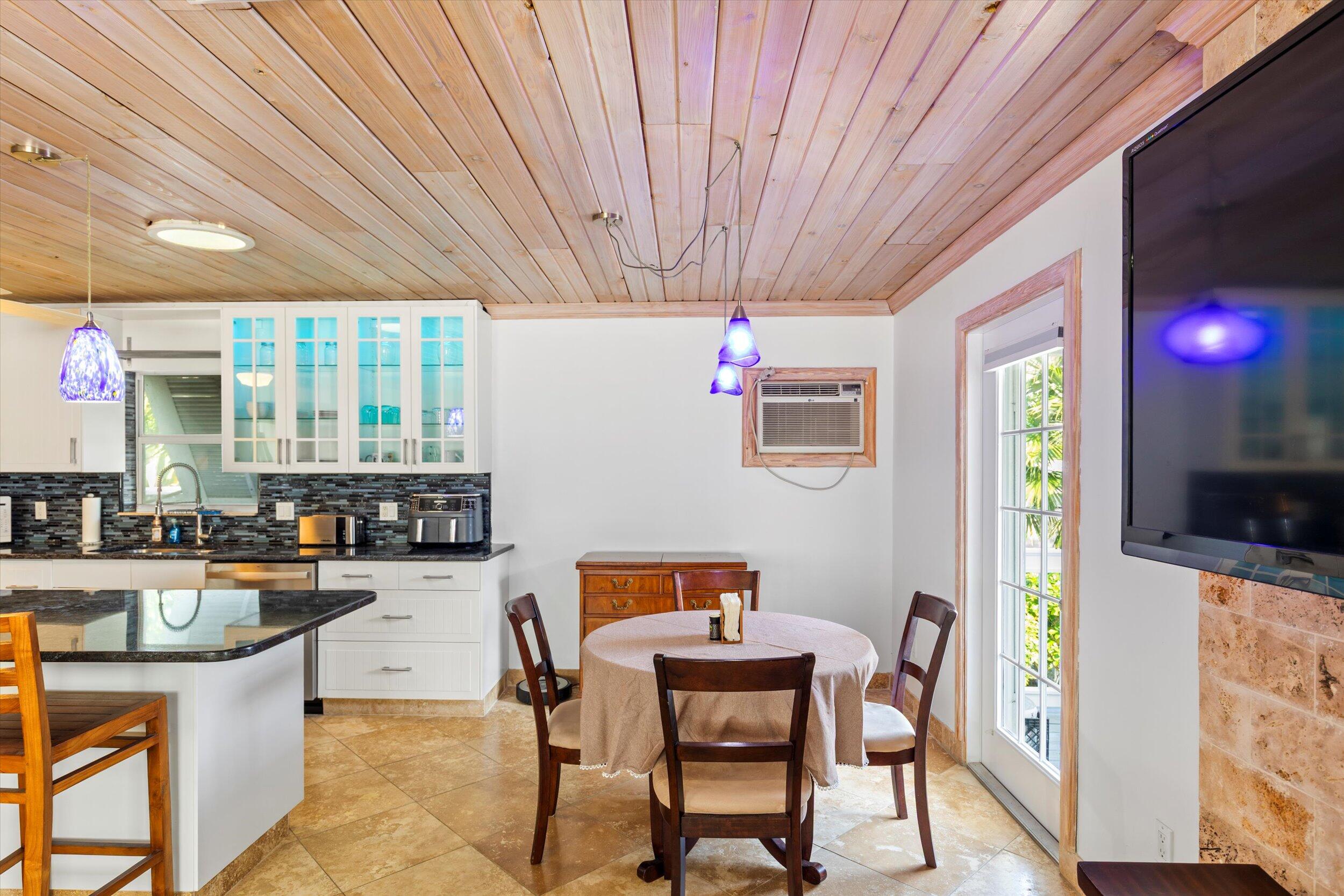 1719 Washington St Key West, FL 33040