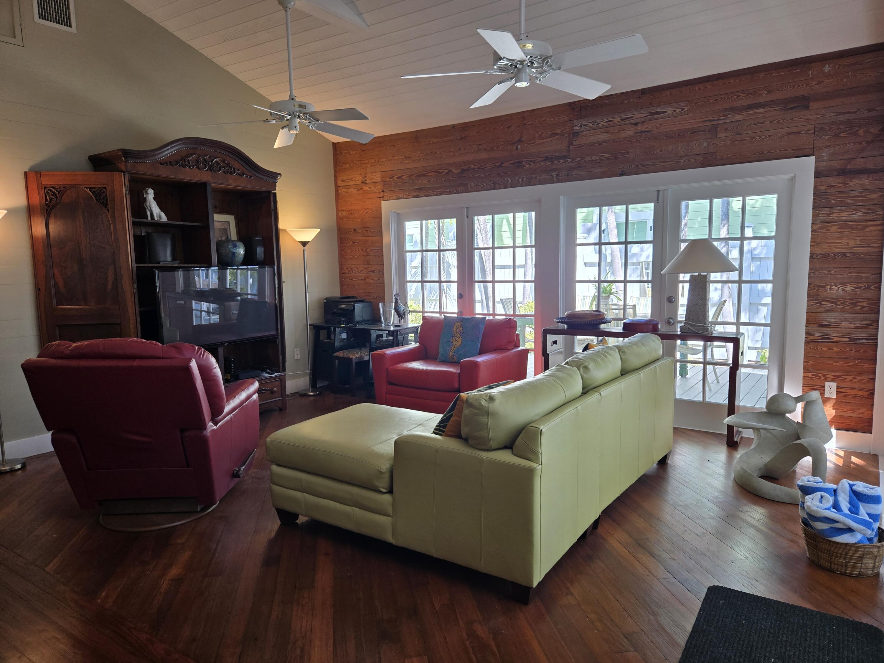 622 Louisa St Key West, FL 33040