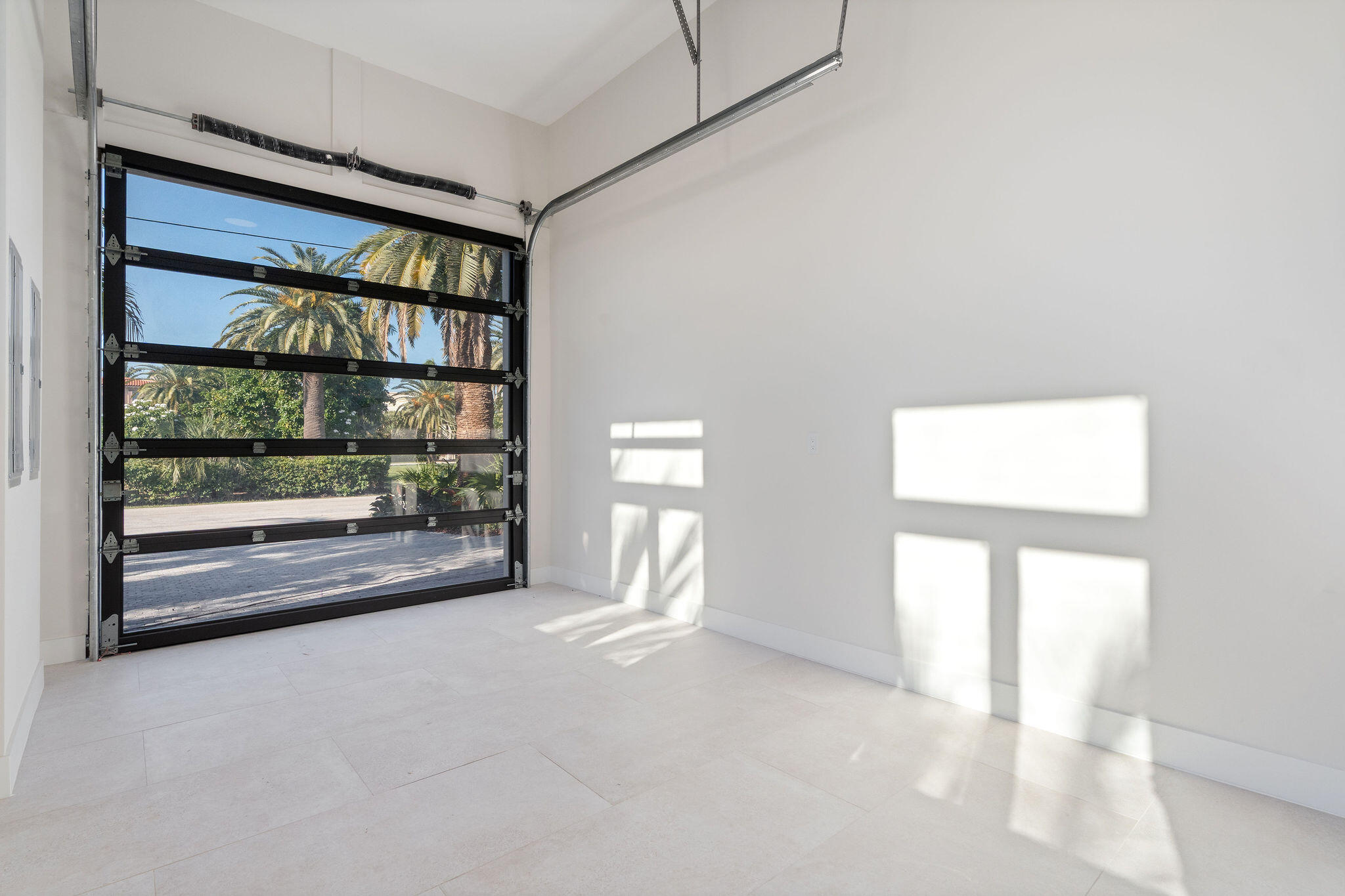 230 15Th Cir Key Colony, FL 33051