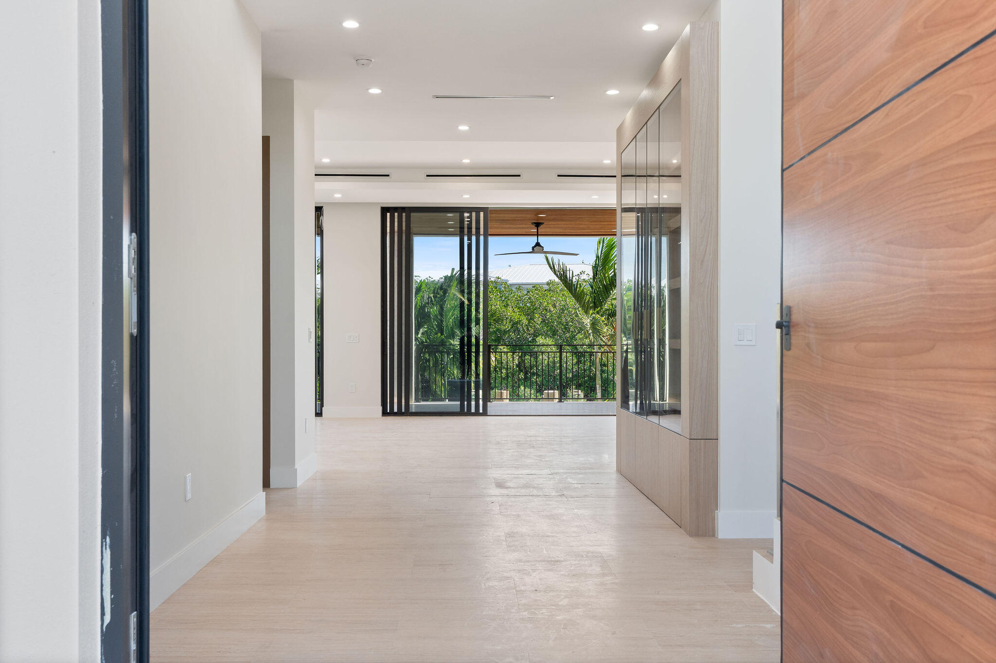 230 15Th Cir Key Colony, FL 33051