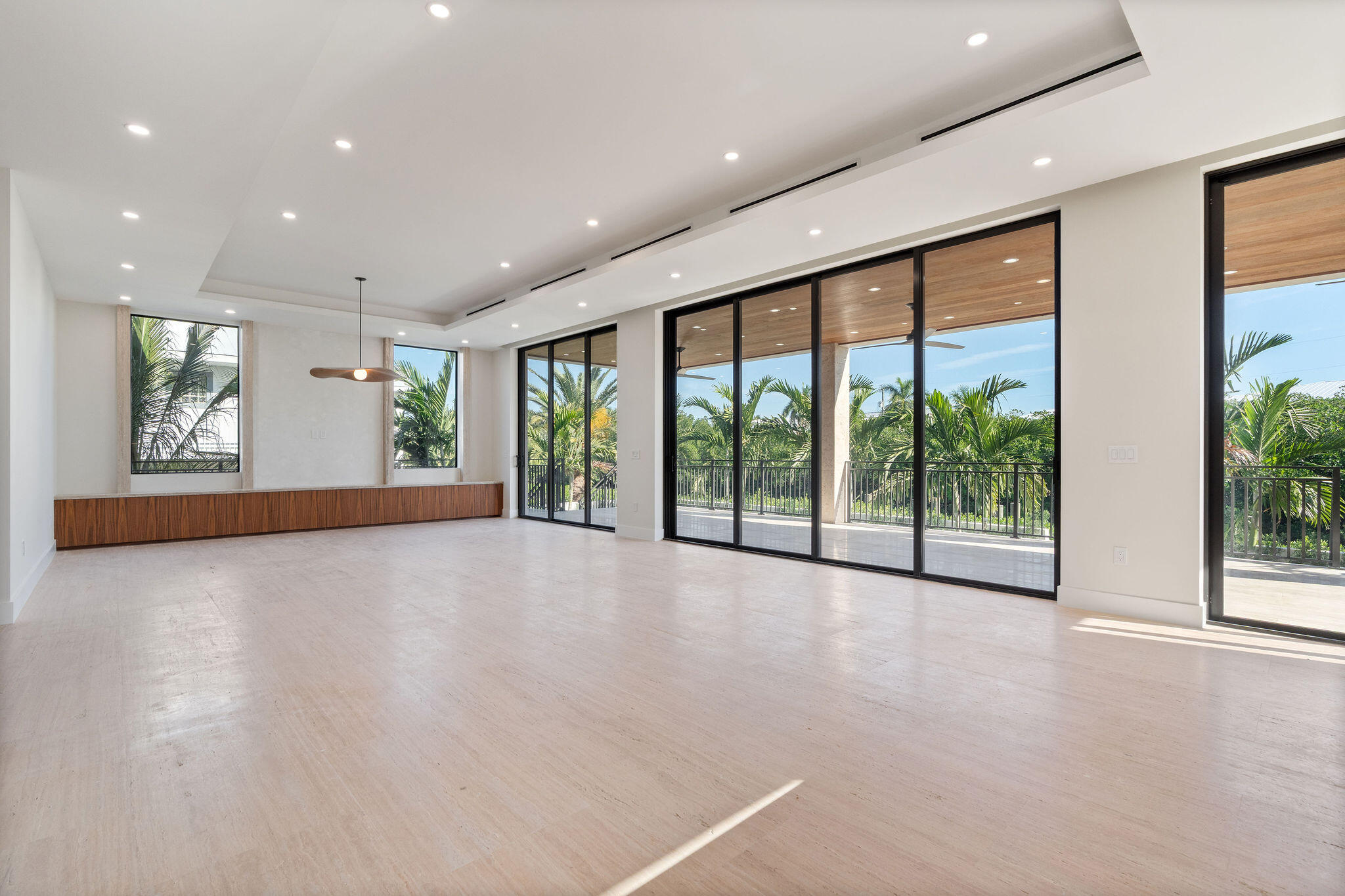 230 15Th Cir Key Colony, FL 33051