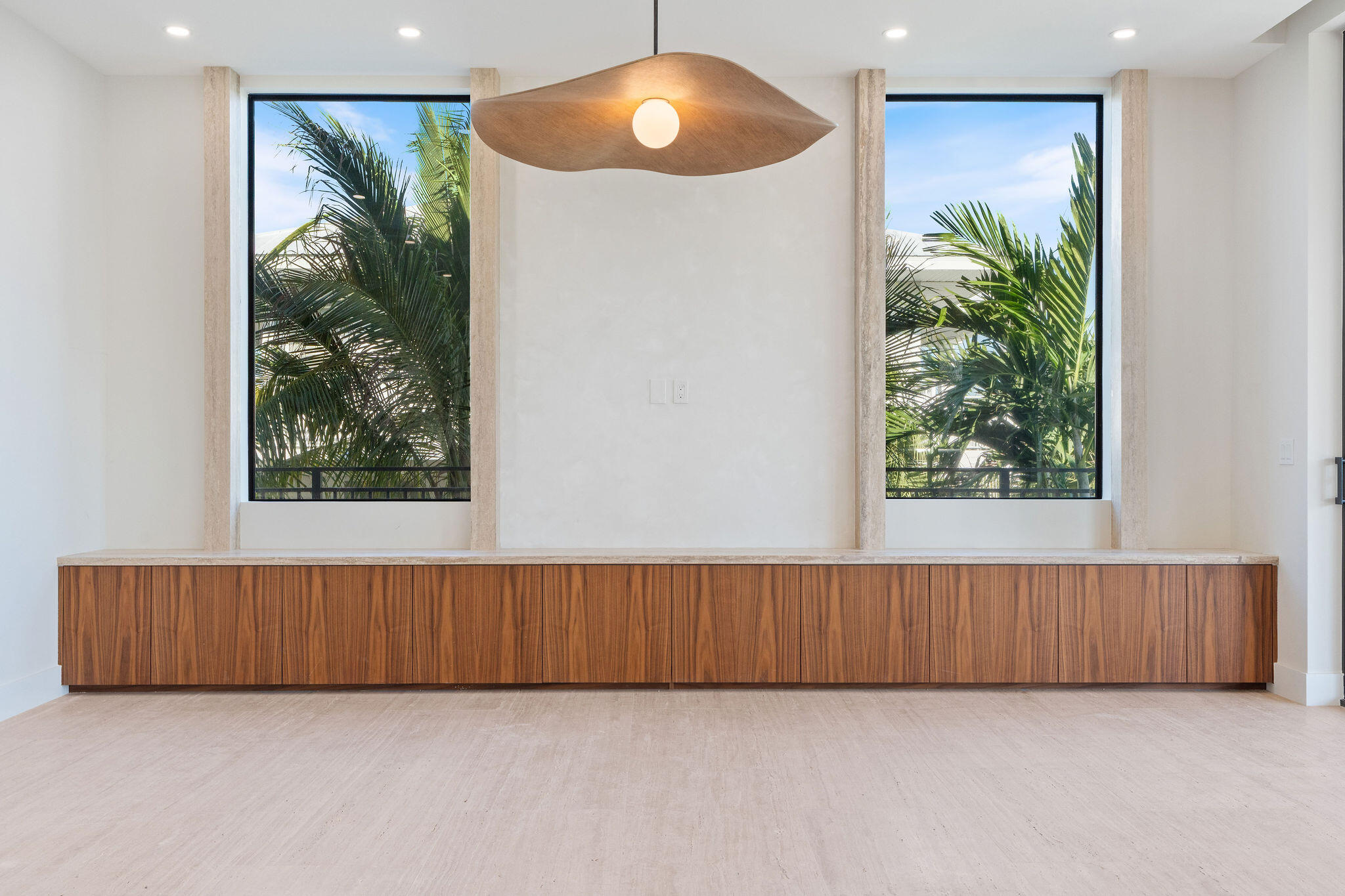 230 15Th Cir Key Colony, FL 33051