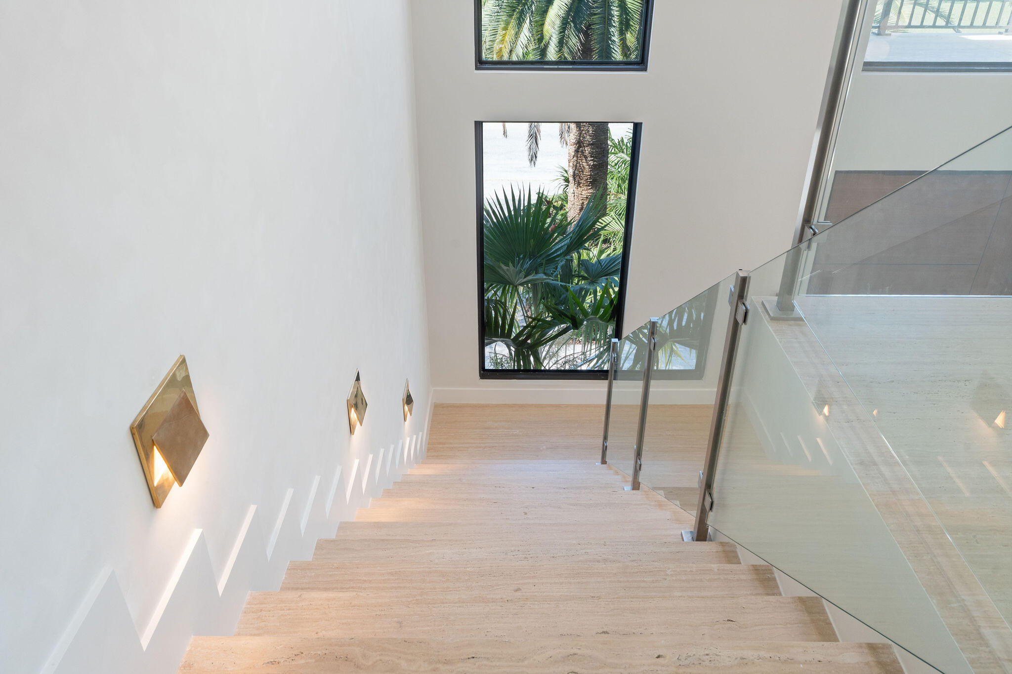 230 15Th Cir Key Colony, FL 33051