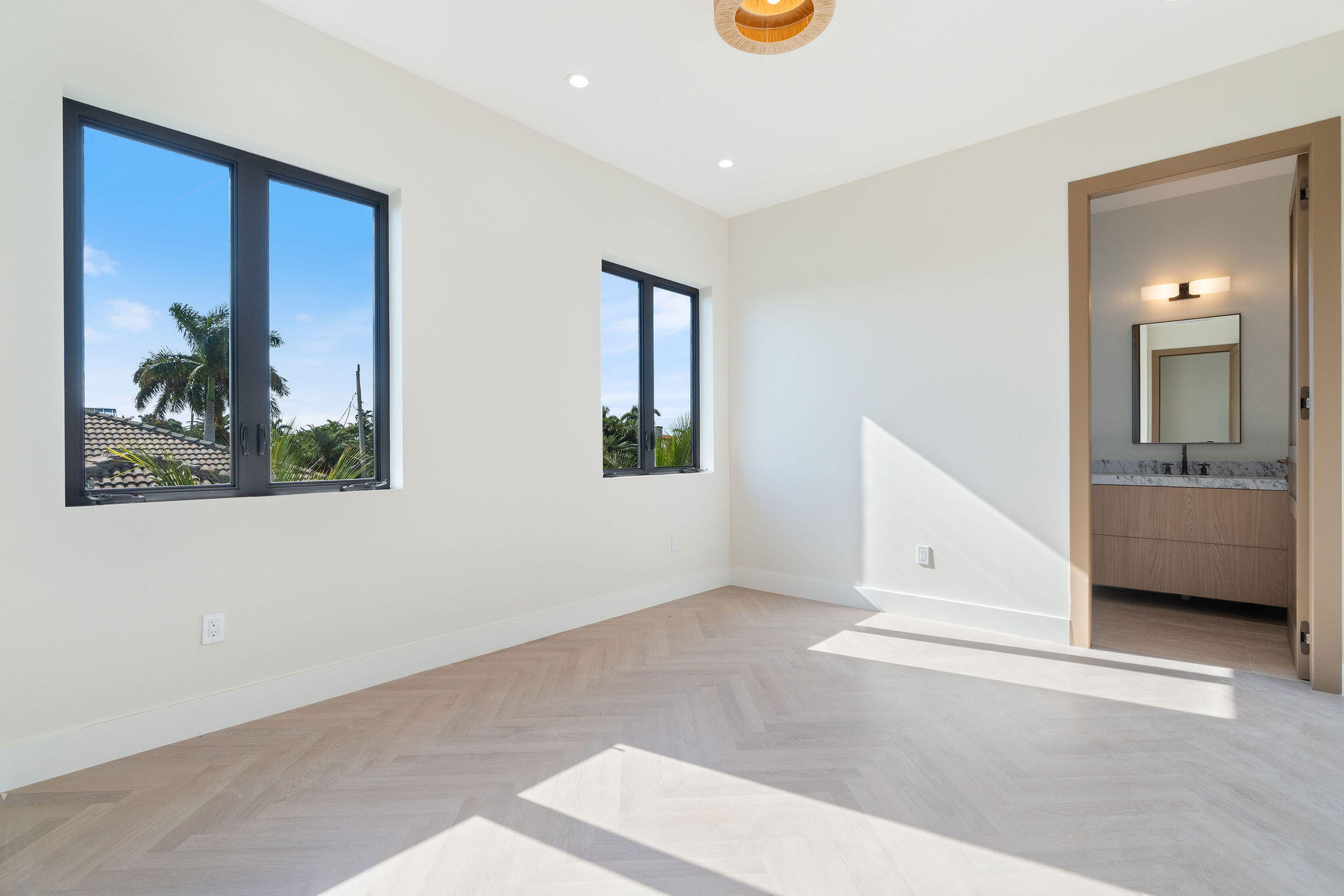 230 15Th Cir Key Colony, FL 33051