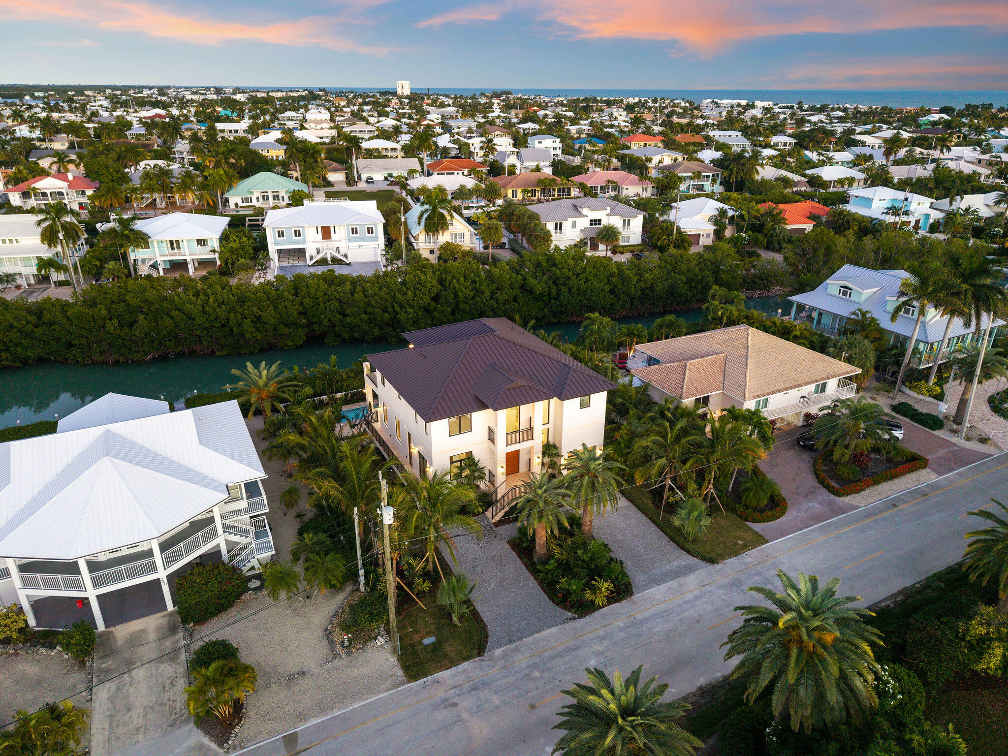 230 15Th Cir Key Colony, FL 33051