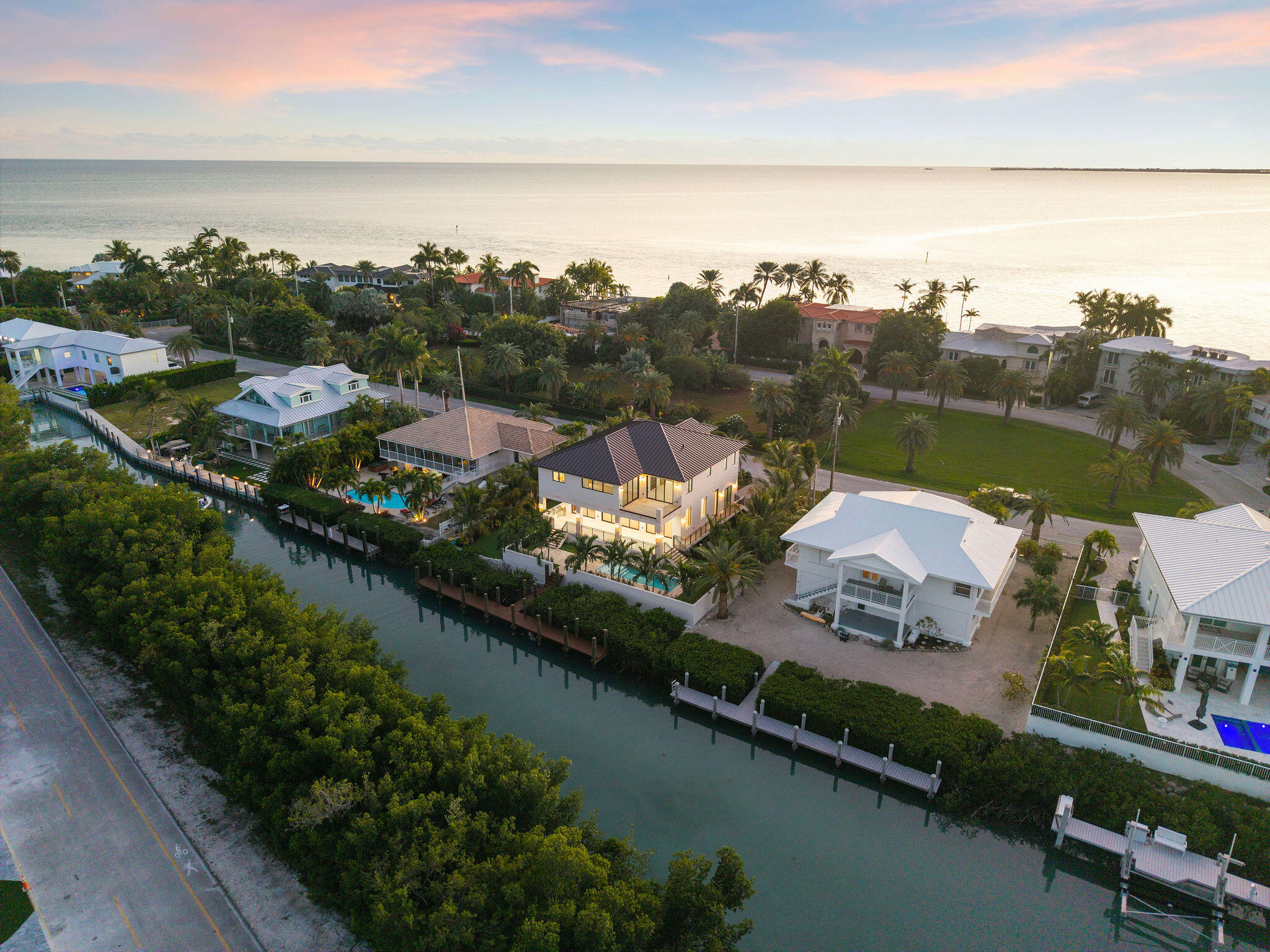 230 15Th Cir Key Colony, FL 33051