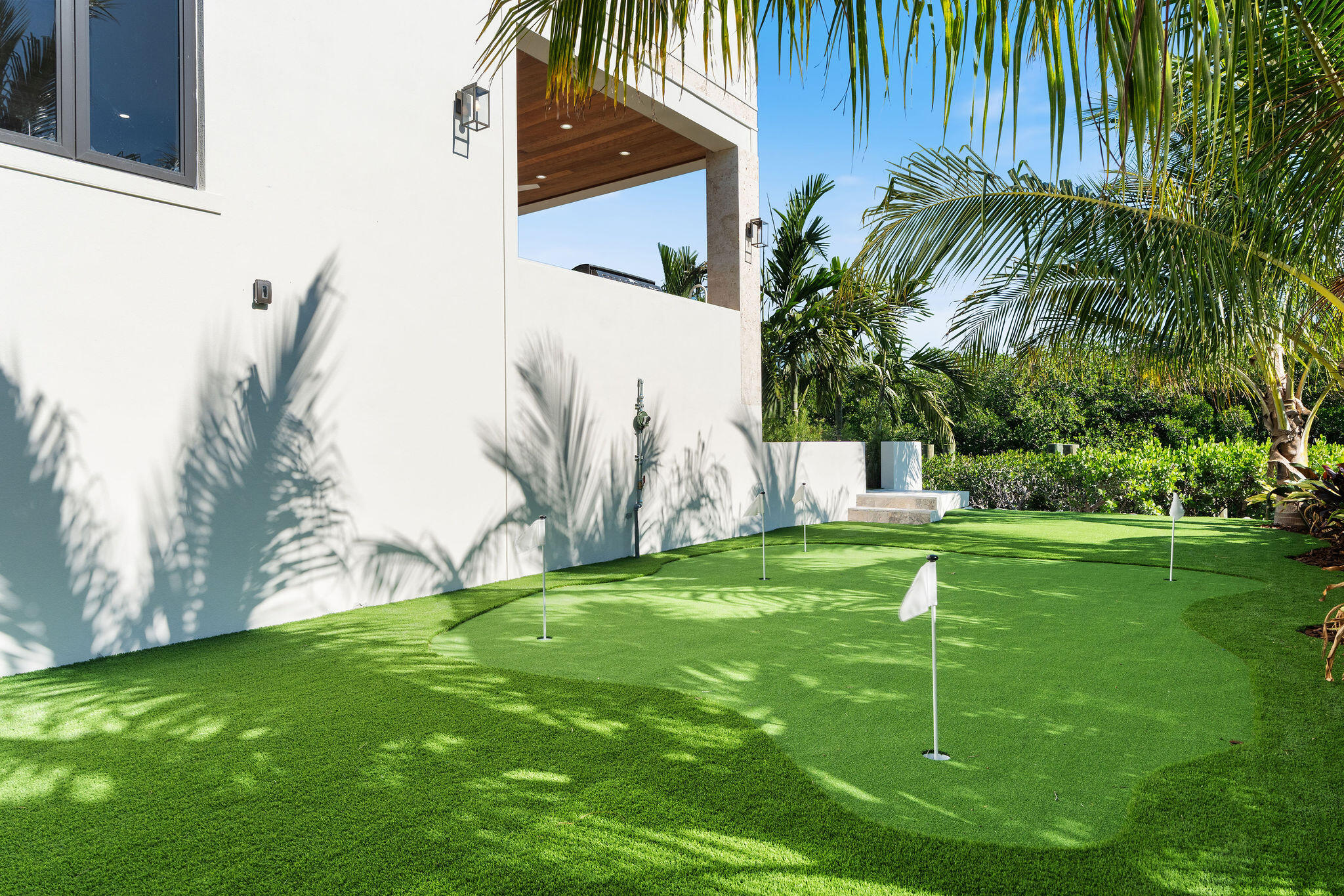 230 15Th Cir Key Colony, FL 33051