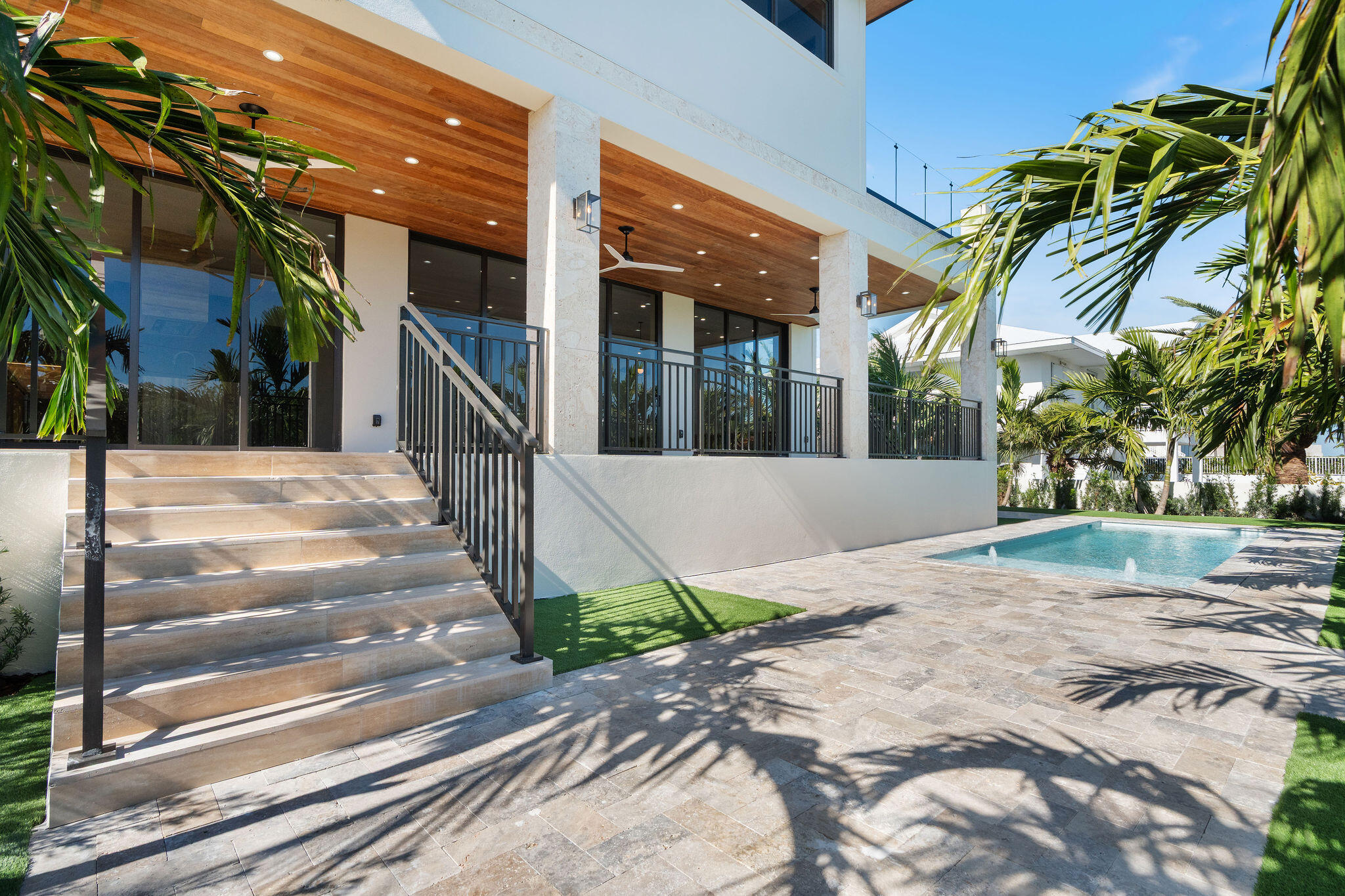 230 15Th Cir Key Colony, FL 33051